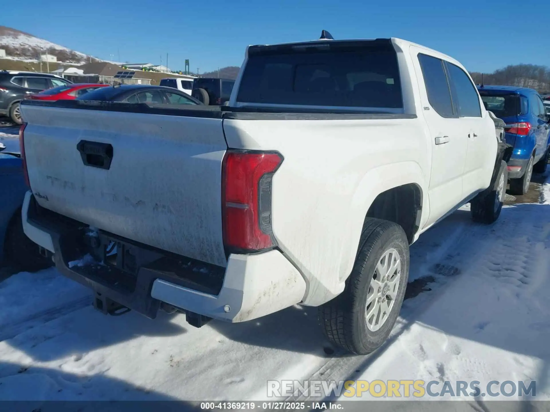 4 fotografías del automóvil dañado 3TMLB5JN6RM000884 TOYOTA TACOMA 2024