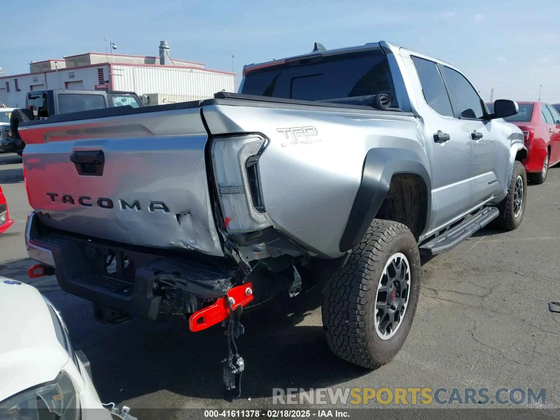 4 fotografías del automóvil dañado 3TMLB5JN6RM022612 TOYOTA TACOMA 2024