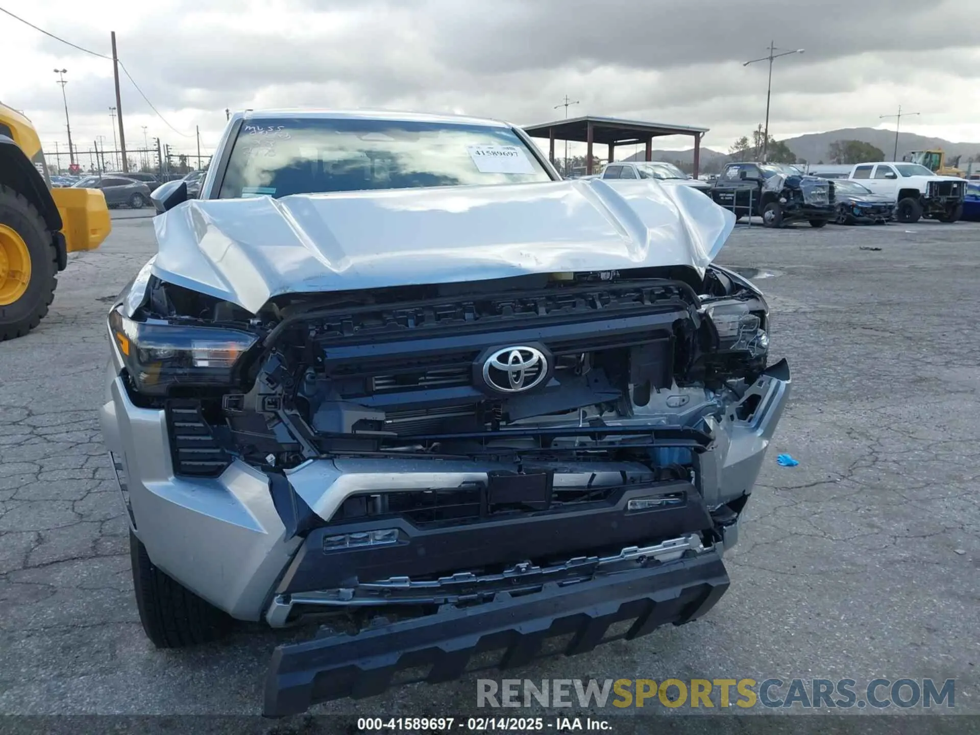 13 fotografías del automóvil dañado 3TMLB5JN6RM032170 TOYOTA TACOMA 2024