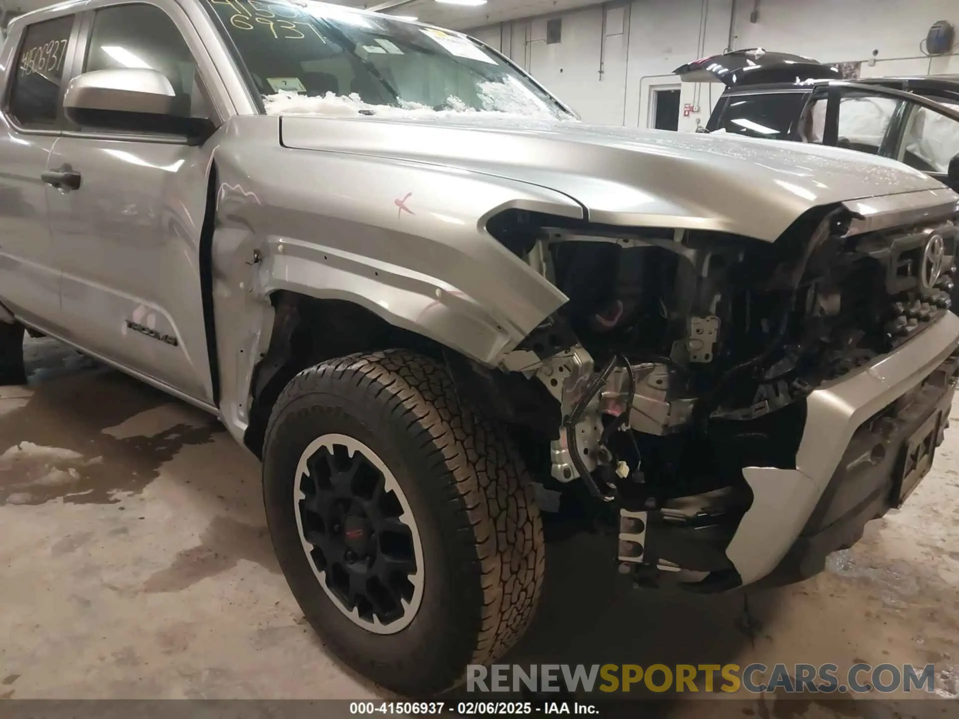 6 fotografías del automóvil dañado 3TMLB5JN6RM032296 TOYOTA TACOMA 2024