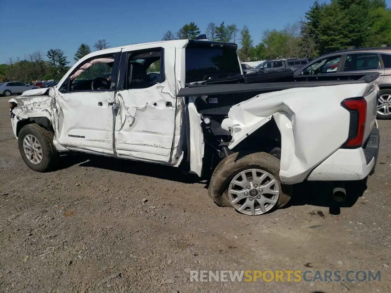 2 fotografías del automóvil dañado 3TMLB5JN6RM044514 TOYOTA TACOMA 2024