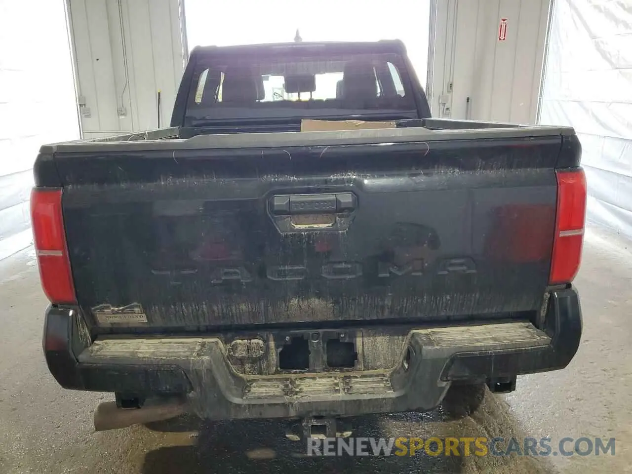 6 fotografías del automóvil dañado 3TMLB5JN6RM062320 TOYOTA TACOMA 2024