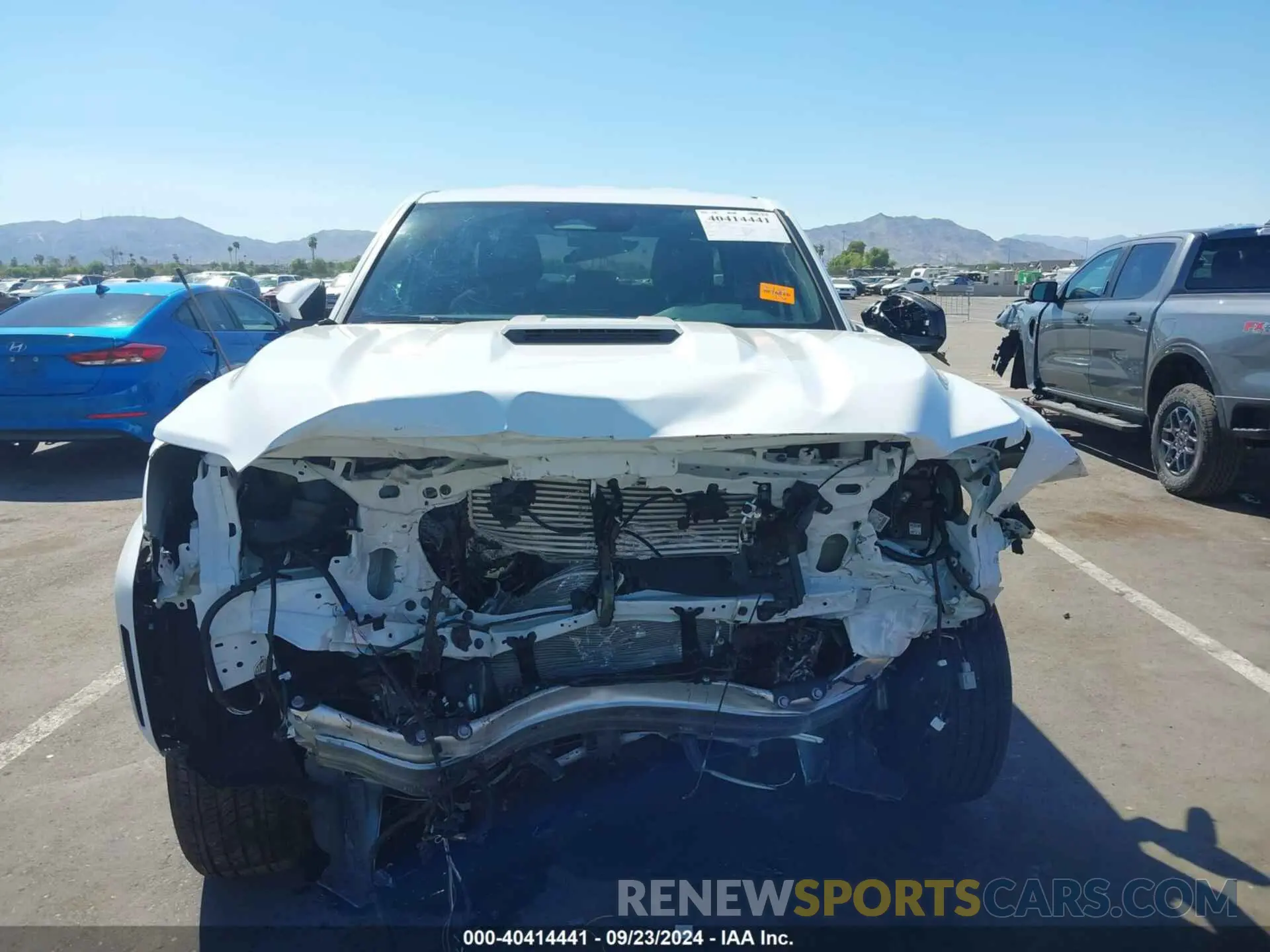 6 fotografías del automóvil dañado 3TMLB5JN7RM006158 TOYOTA TACOMA 2024