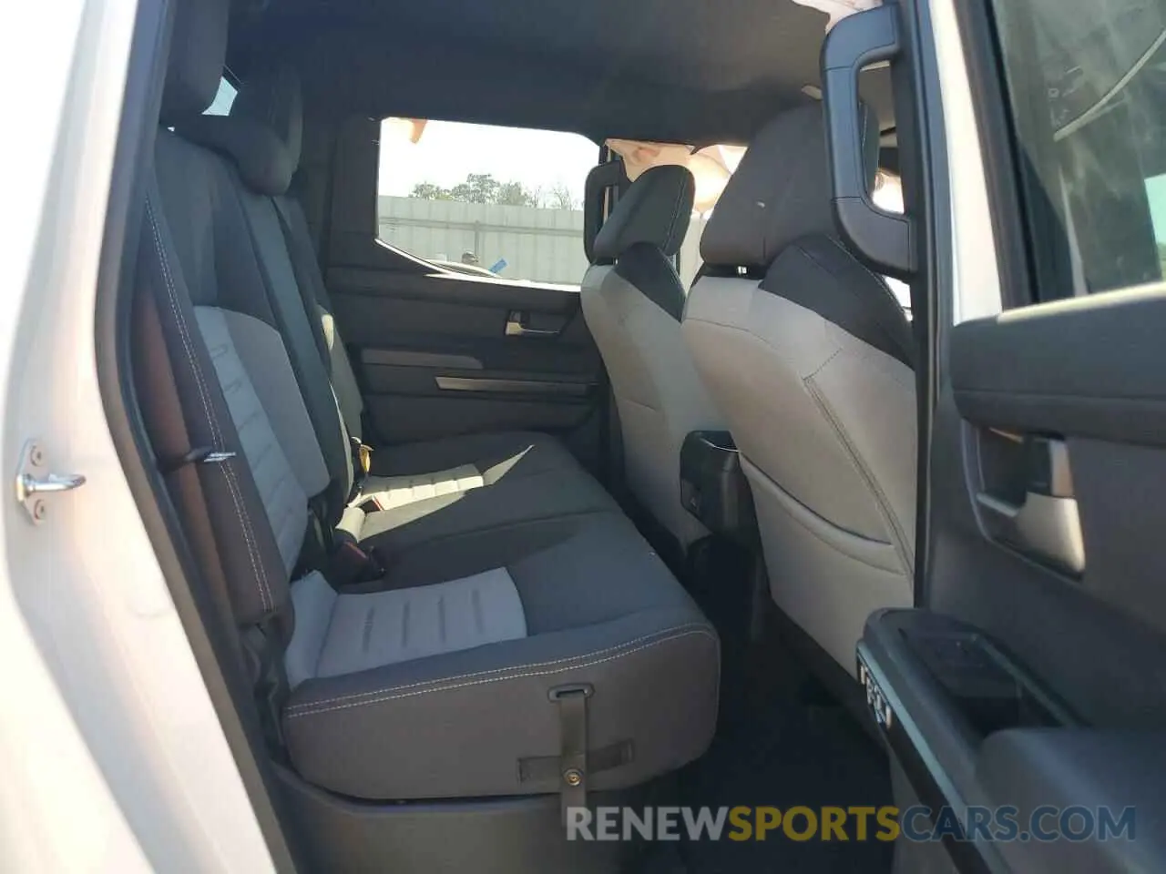 10 fotografías del automóvil dañado 3TMLB5JN7RM006449 TOYOTA TACOMA 2024