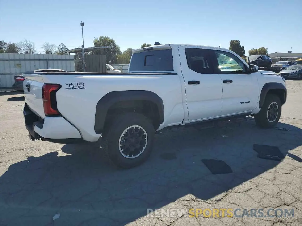 3 fotografías del automóvil dañado 3TMLB5JN7RM006449 TOYOTA TACOMA 2024