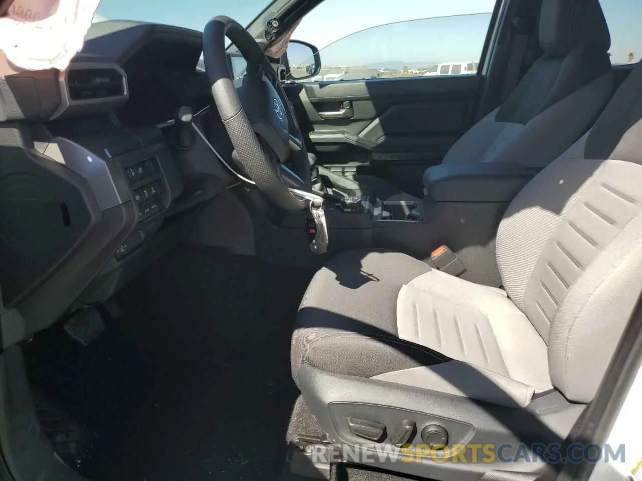 7 fotografías del automóvil dañado 3TMLB5JN7RM006449 TOYOTA TACOMA 2024