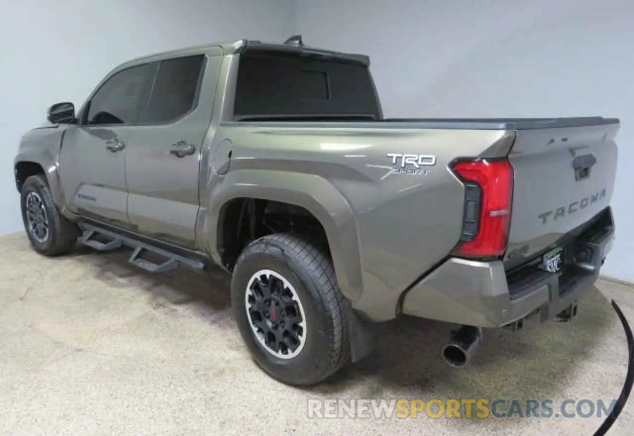 4 fotografías del automóvil dañado 3TMLB5JN7RM024515 TOYOTA TACOMA 2024