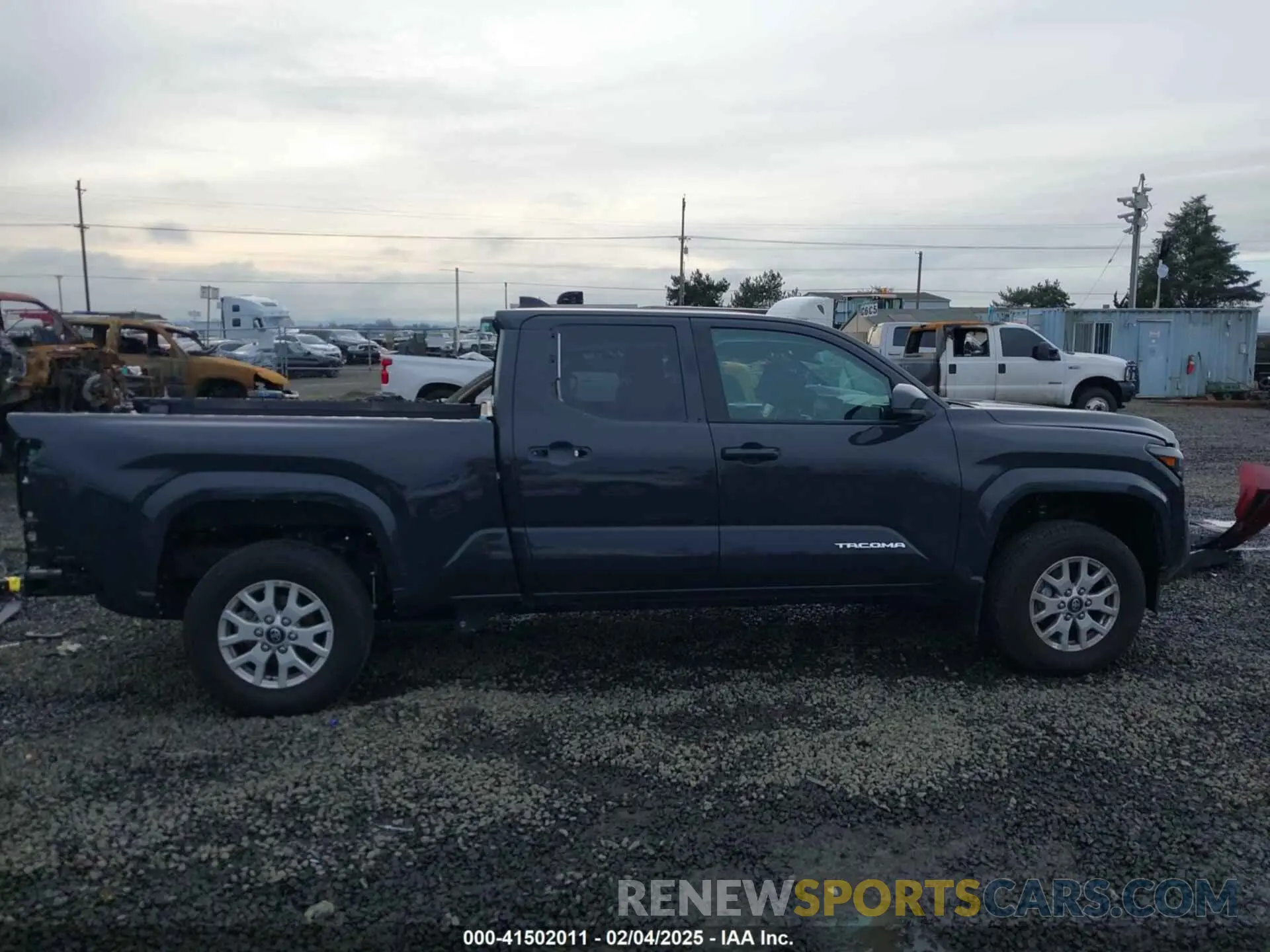 14 fotografías del automóvil dañado 3TMLB5JN7RM027267 TOYOTA TACOMA 2024