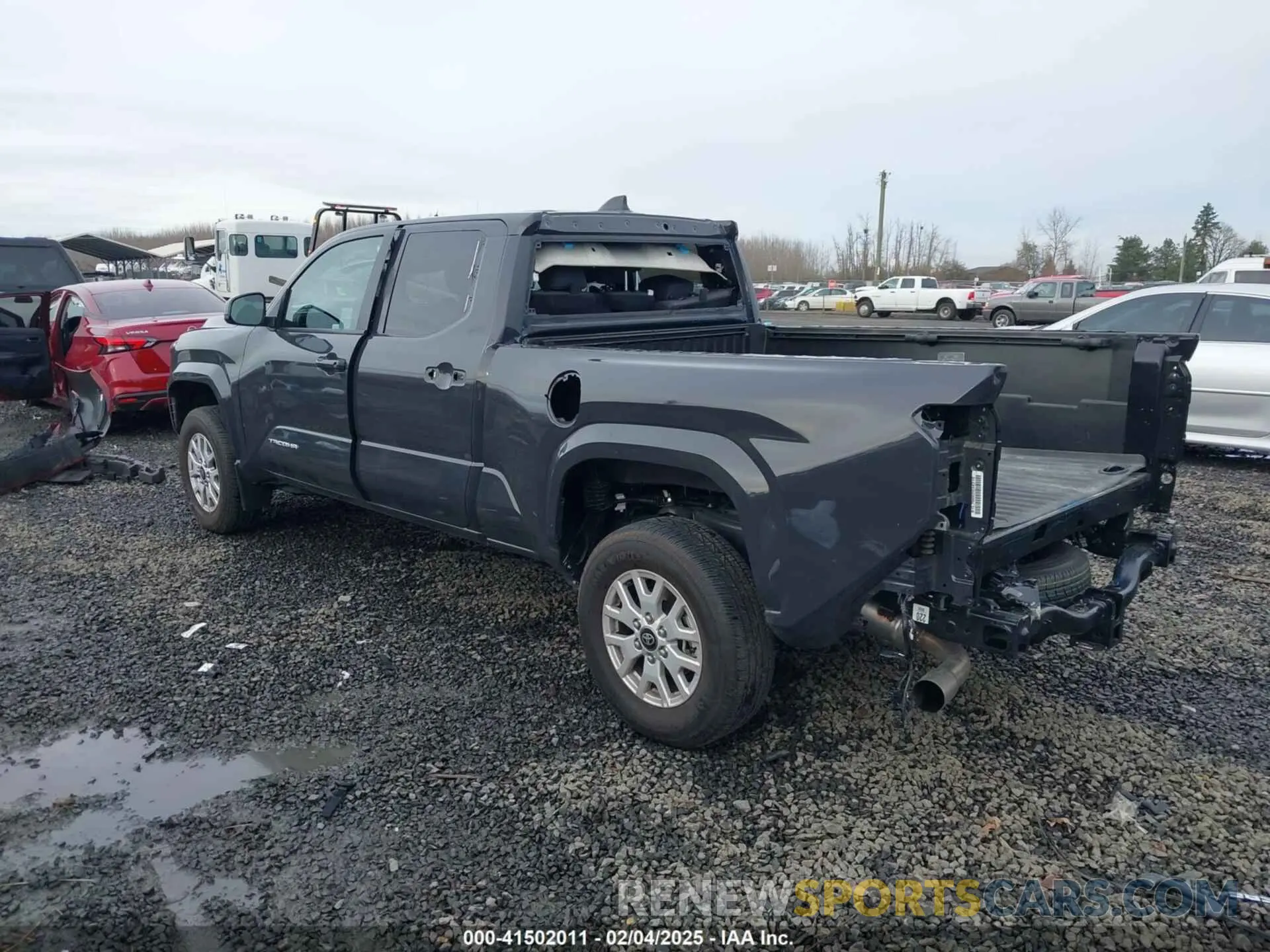 3 fotografías del automóvil dañado 3TMLB5JN7RM027267 TOYOTA TACOMA 2024