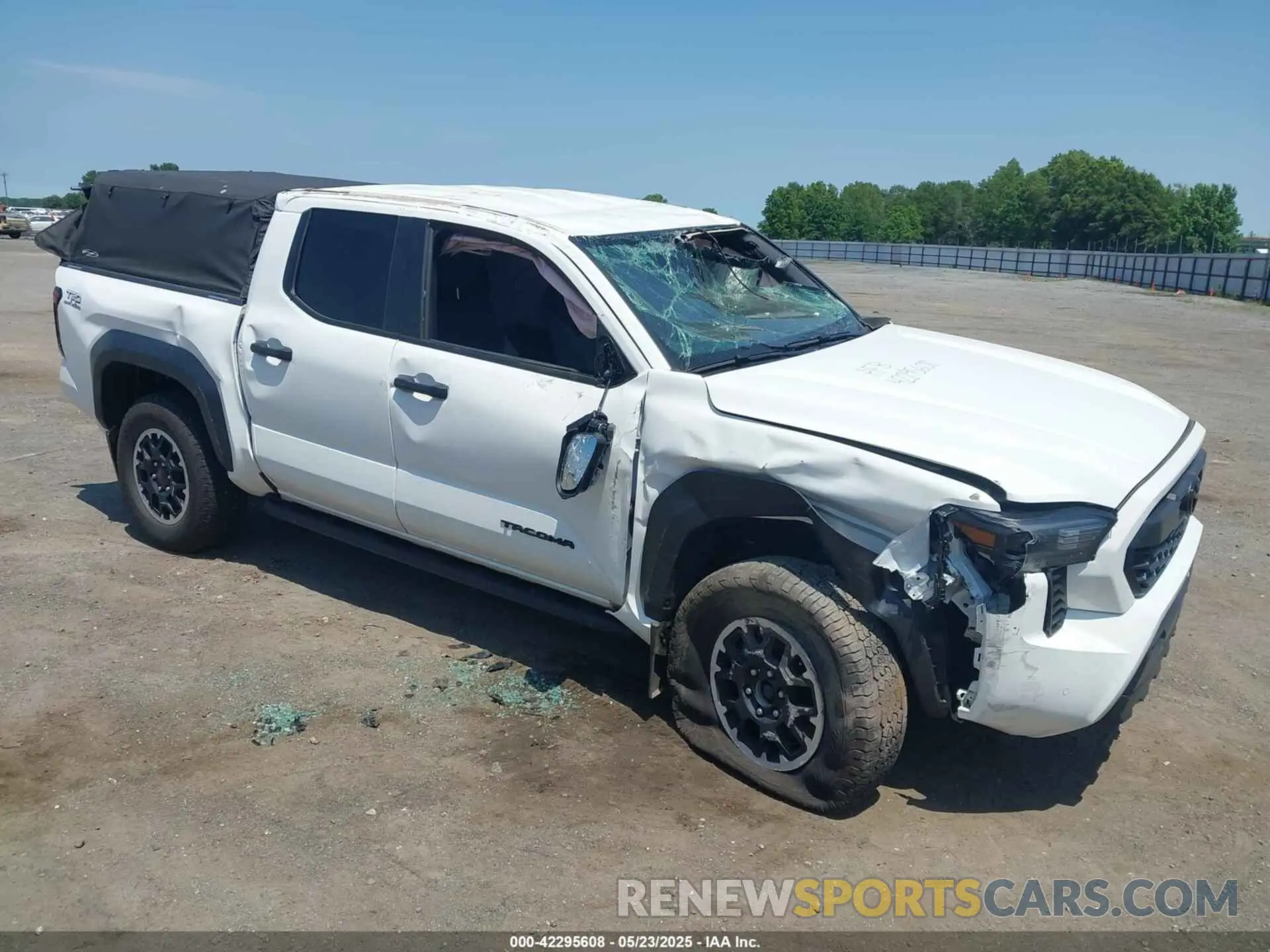 1 fotografías del automóvil dañado 3TMLB5JN7RM041251 TOYOTA TACOMA 2024