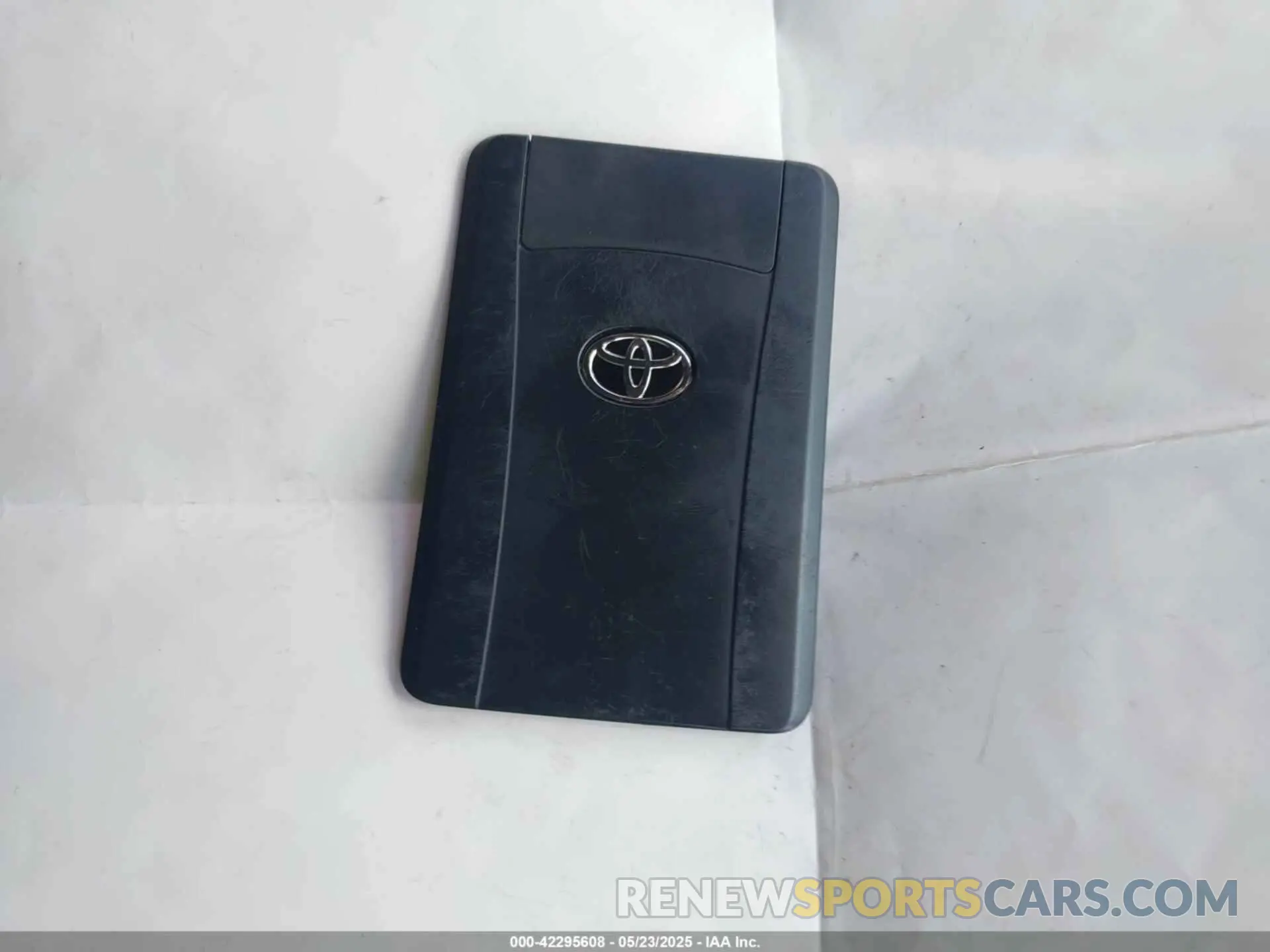 11 fotografías del automóvil dañado 3TMLB5JN7RM041251 TOYOTA TACOMA 2024
