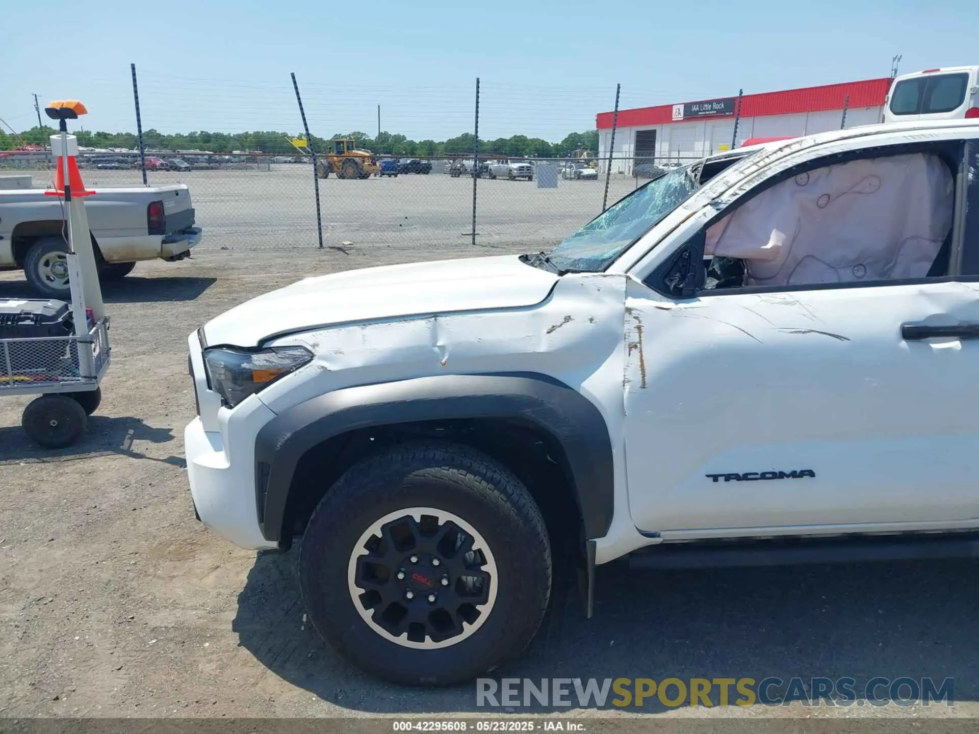 21 fotografías del automóvil dañado 3TMLB5JN7RM041251 TOYOTA TACOMA 2024