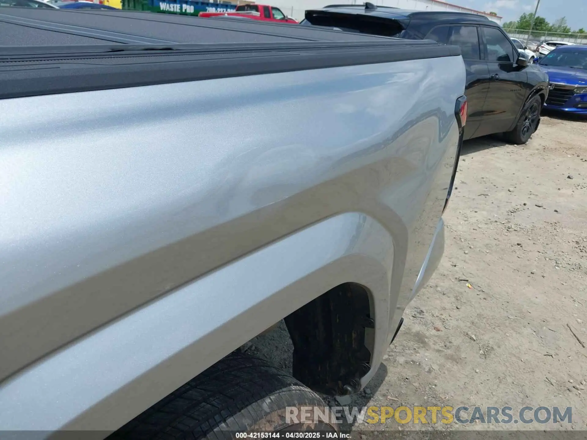 17 fotografías del automóvil dañado 3TMLB5JN8RM017959 TOYOTA TACOMA 2024