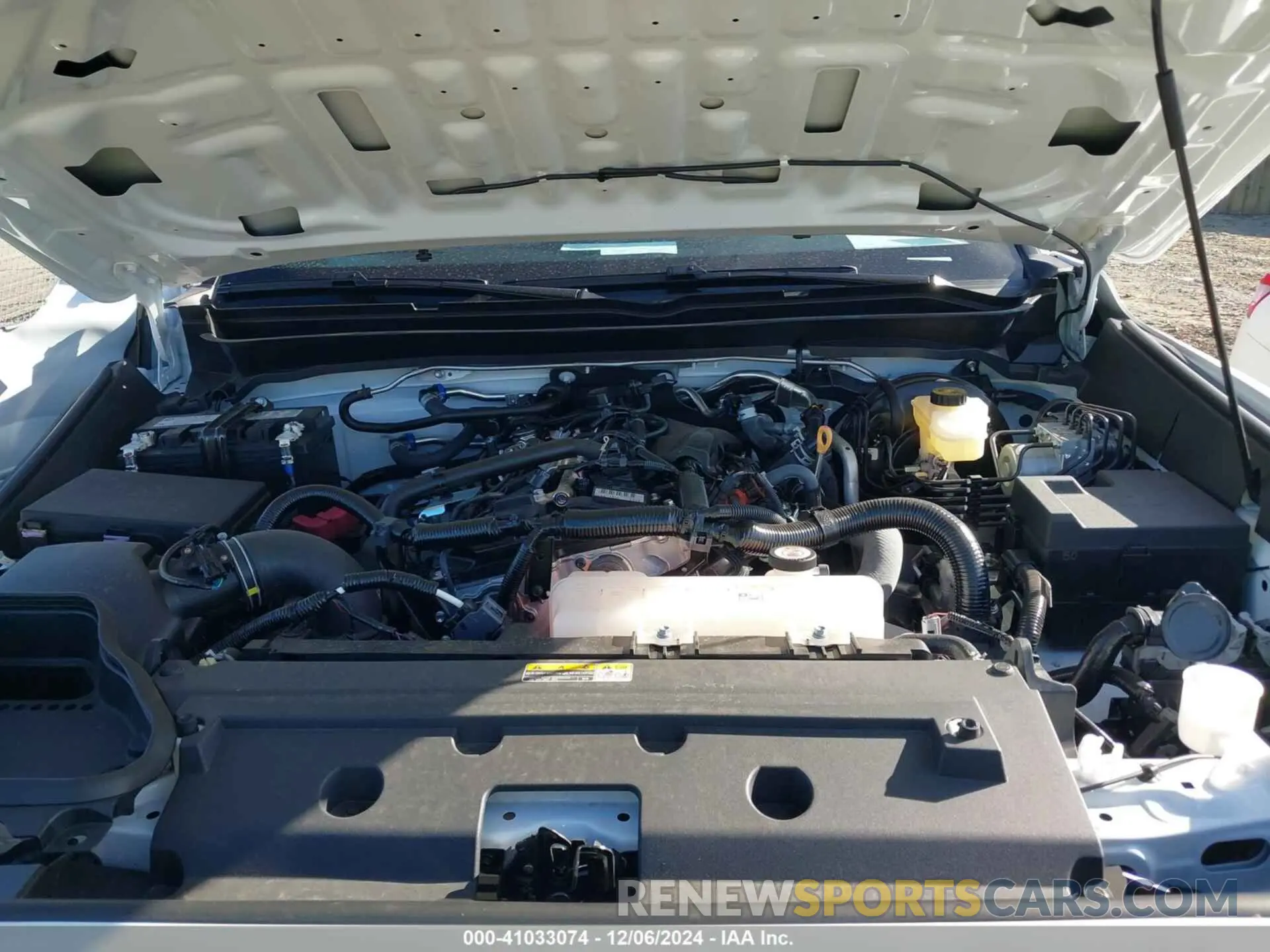 10 fotografías del automóvil dañado 3TMLB5JN8RM027200 TOYOTA TACOMA 2024