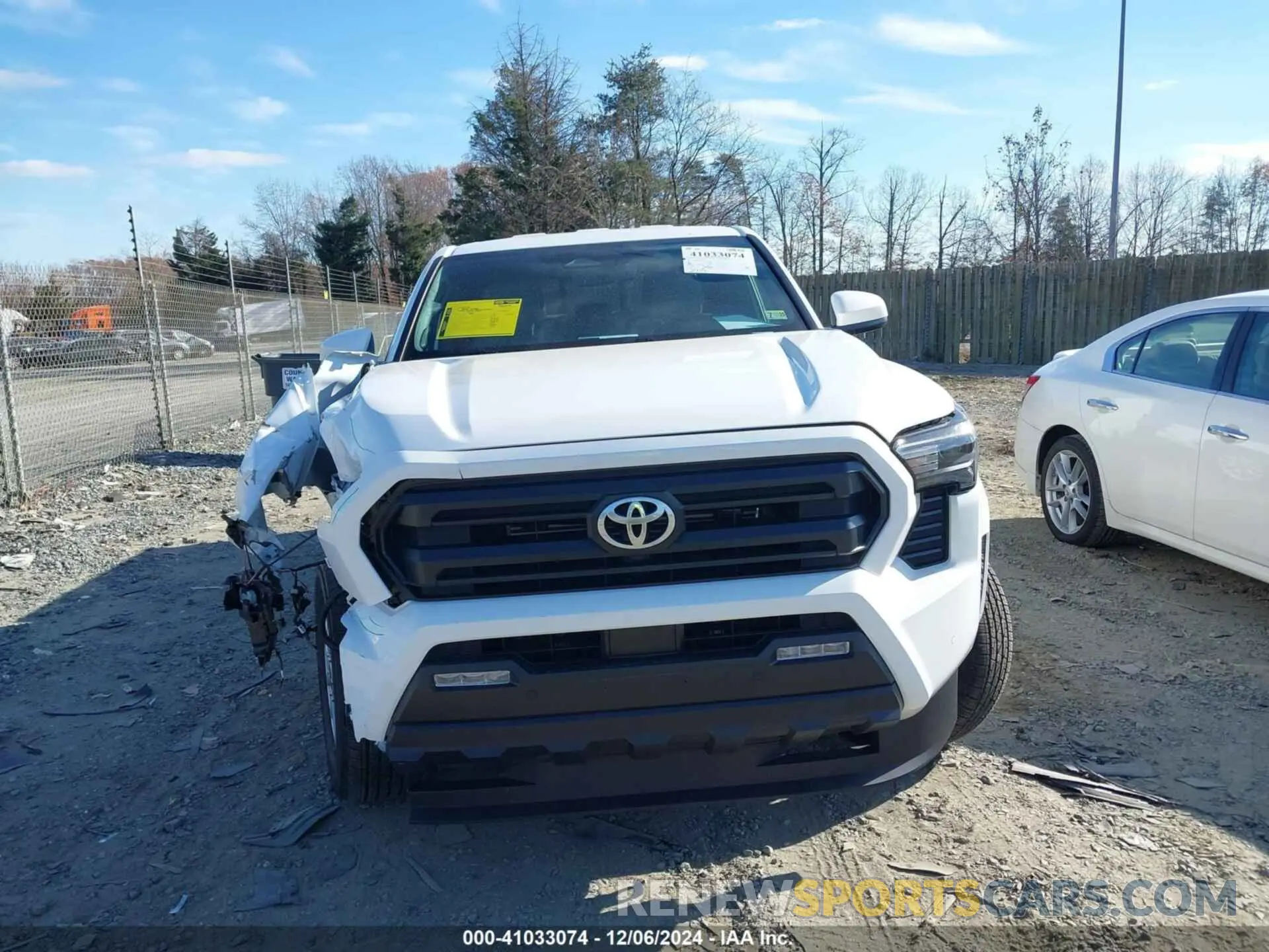 13 fotografías del automóvil dañado 3TMLB5JN8RM027200 TOYOTA TACOMA 2024