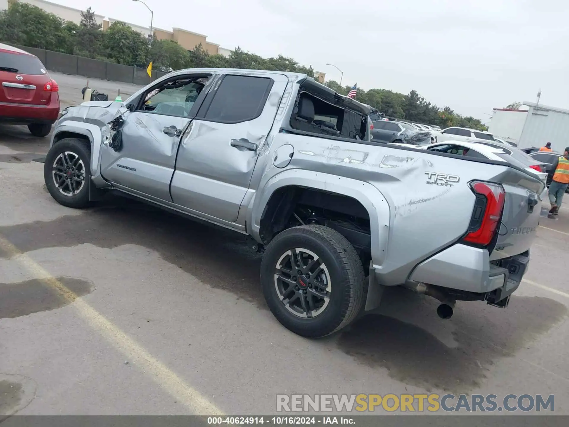 3 fotografías del automóvil dañado 3TMLB5JN8RM031702 TOYOTA TACOMA 2024
