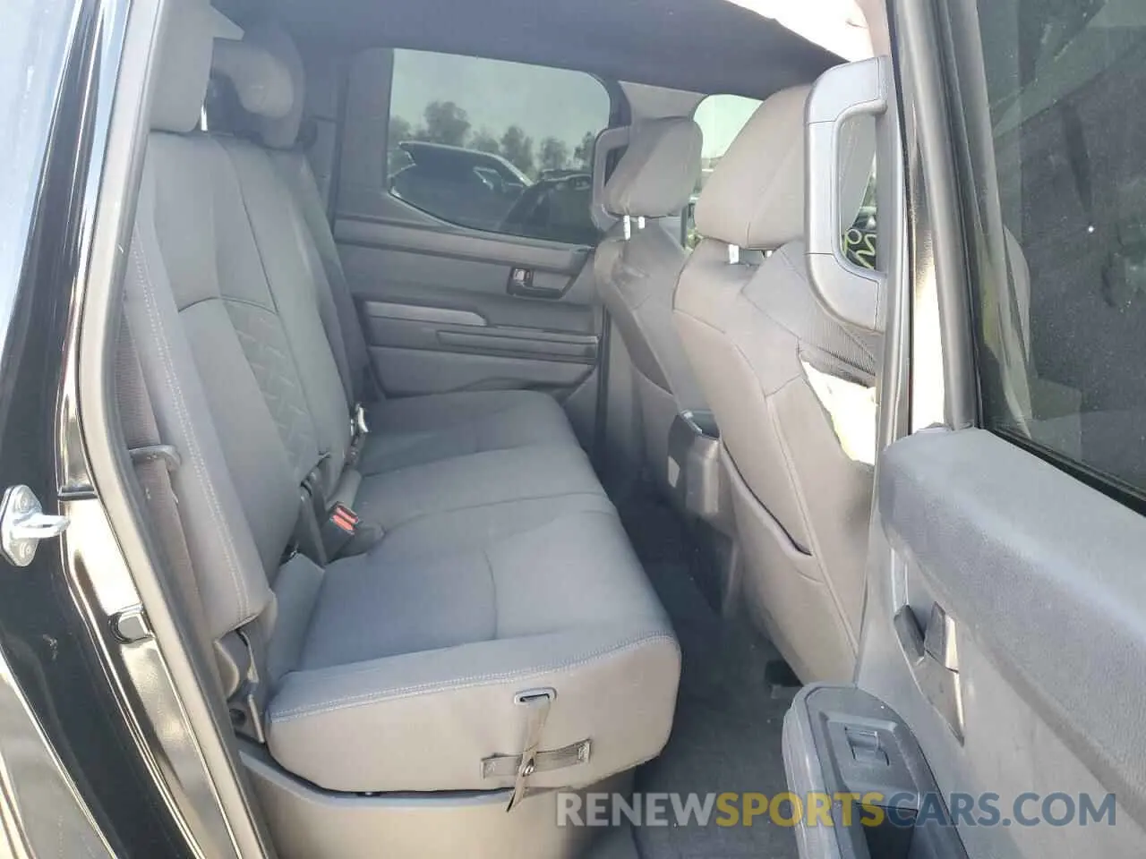 10 fotografías del automóvil dañado 3TMLB5JN9RM023477 TOYOTA TACOMA 2024