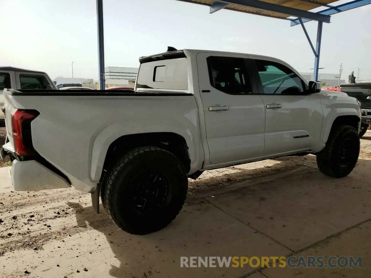 3 fotografías del automóvil dañado 3TMLB5JN9RM044927 TOYOTA TACOMA 2024
