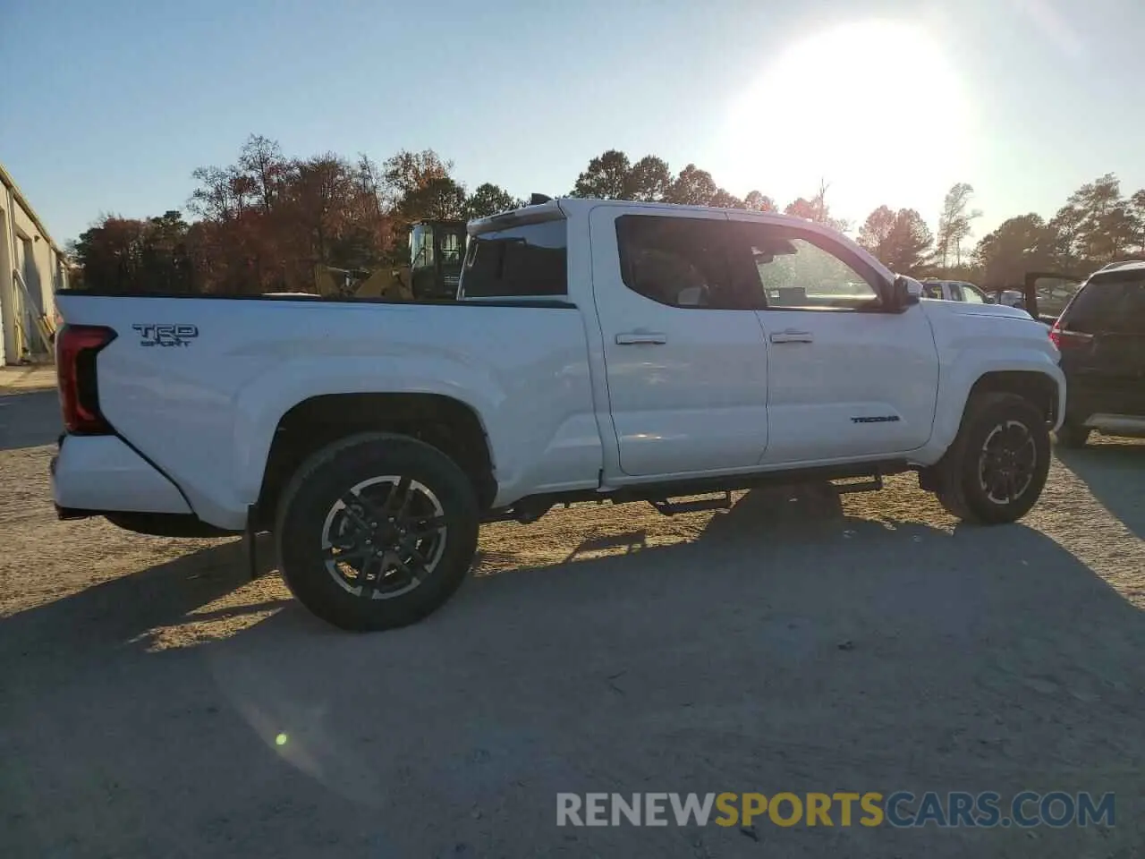 3 fotografías del automóvil dañado 3TMLB5JN9RM058584 TOYOTA TACOMA 2024