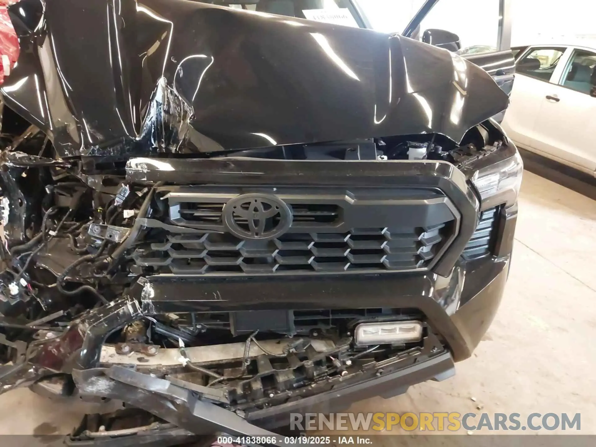 16 fotografías del automóvil dañado 3TMLB5JN9RM067673 TOYOTA TACOMA 2024