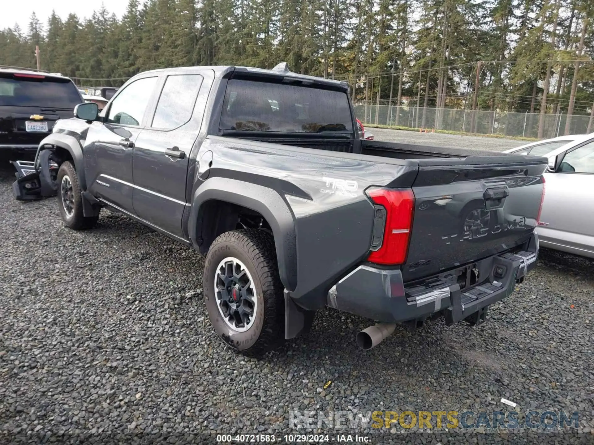 3 fotografías del automóvil dañado 3TMLB5JNXRM004582 TOYOTA TACOMA 2024