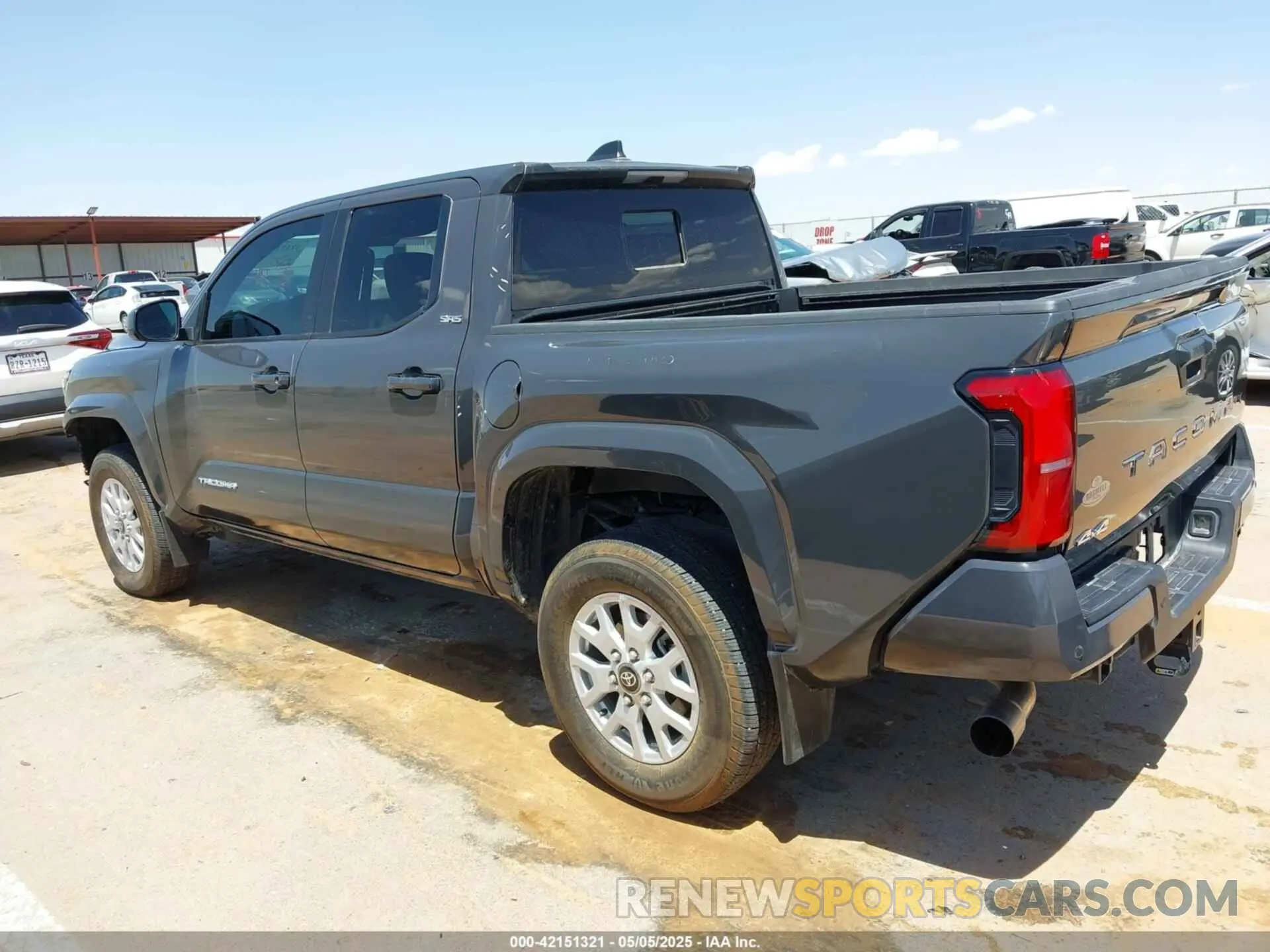 14 fotografías del automóvil dañado 3TMLB5JNXRM004629 TOYOTA TACOMA 2024