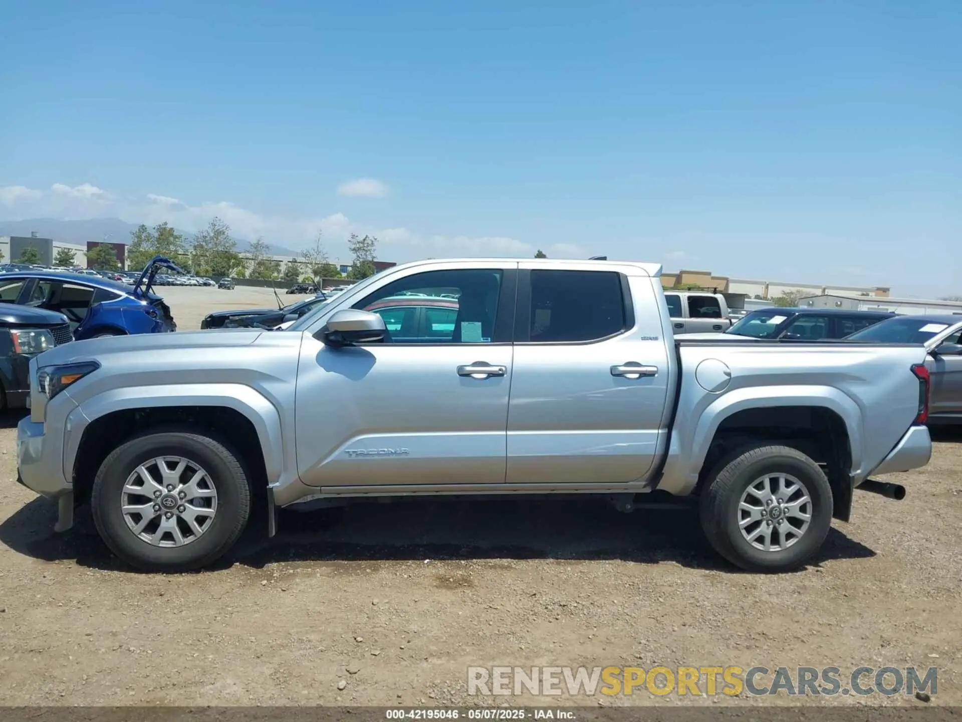 15 fotografías del automóvil dañado 3TMLB5JNXRM012956 TOYOTA TACOMA 2024