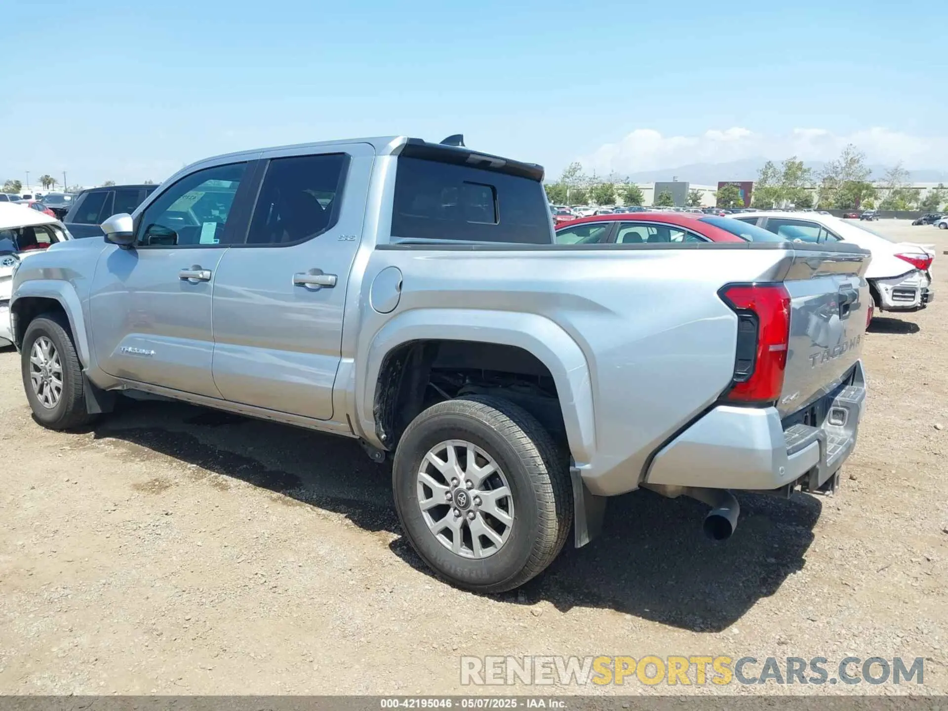 3 fotografías del automóvil dañado 3TMLB5JNXRM012956 TOYOTA TACOMA 2024