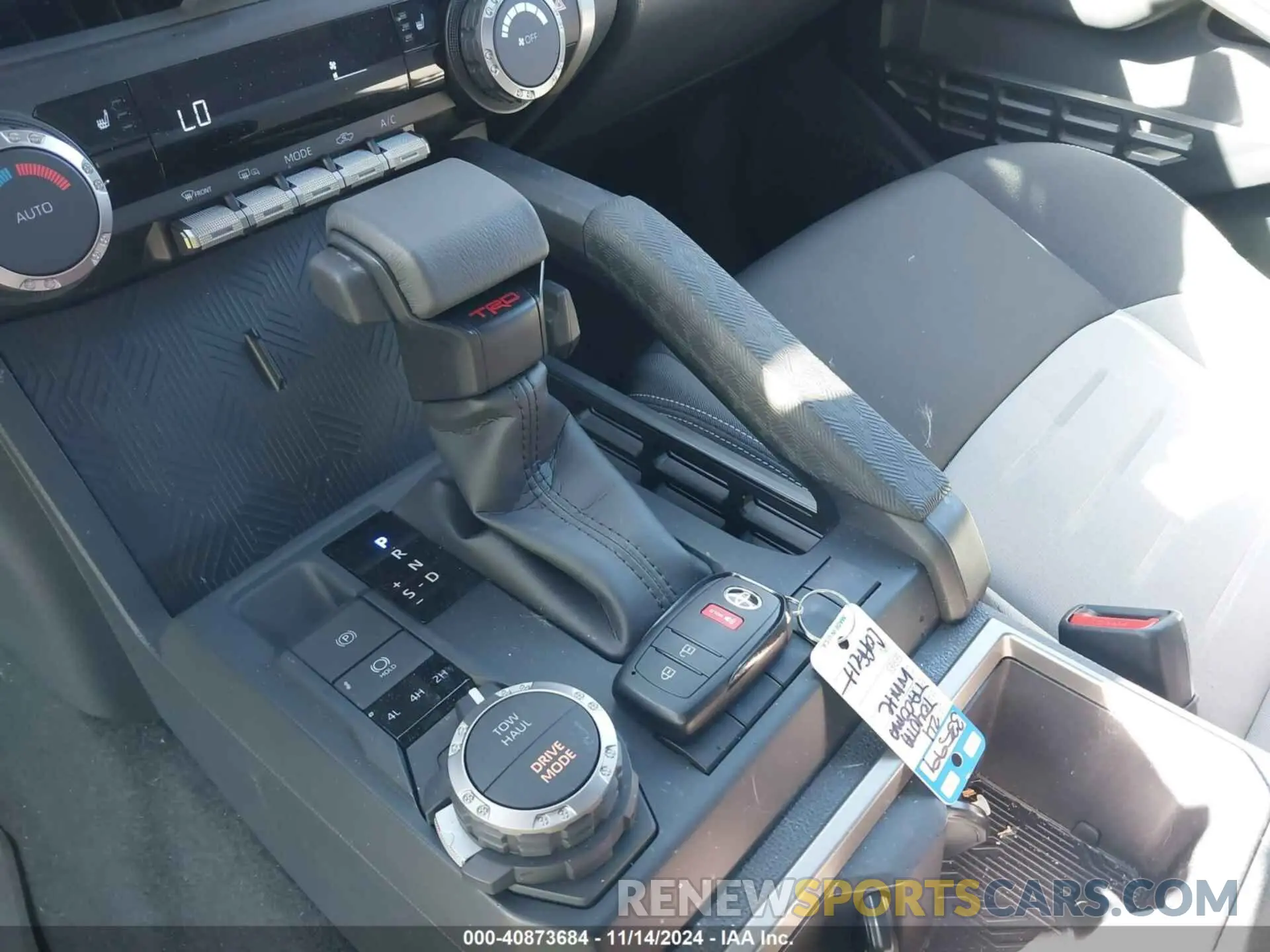 11 fotografías del automóvil dañado 3TMLB5JNXRM044189 TOYOTA TACOMA 2024