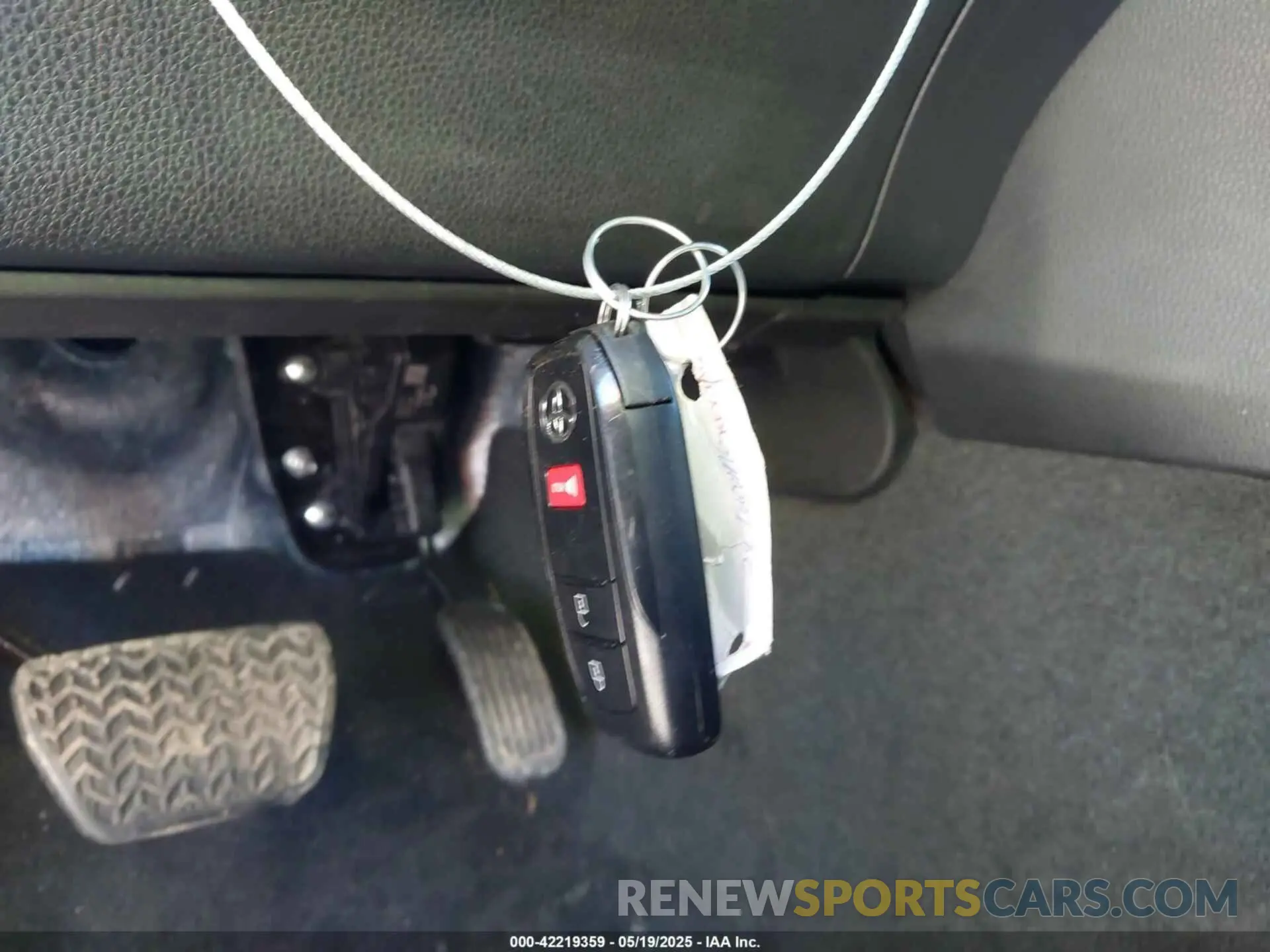 11 fotografías del automóvil dañado 3TMLB5JNXRM050011 TOYOTA TACOMA 2024