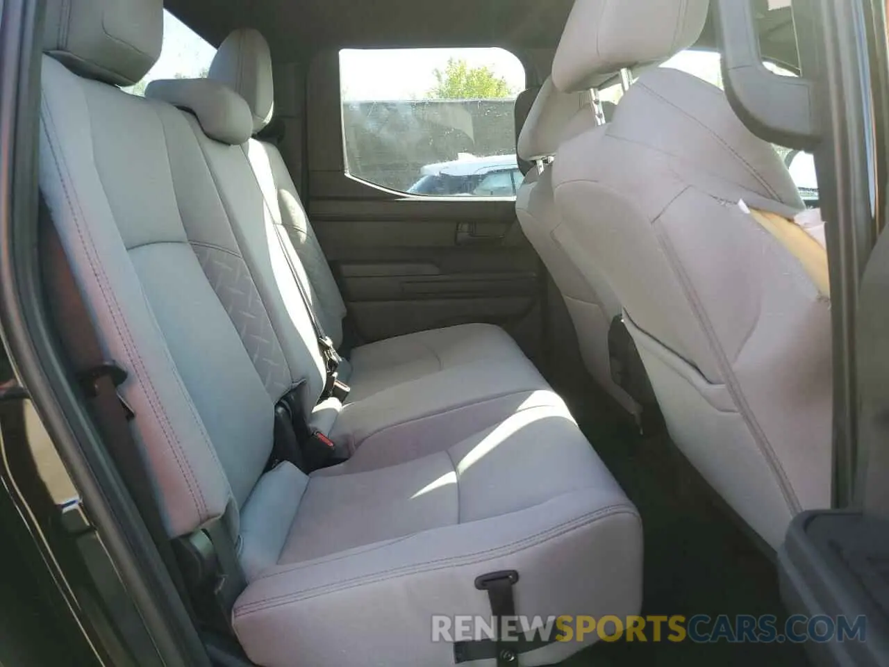 10 fotografías del automóvil dañado 3TMLB5JNXRM062630 TOYOTA TACOMA 2024