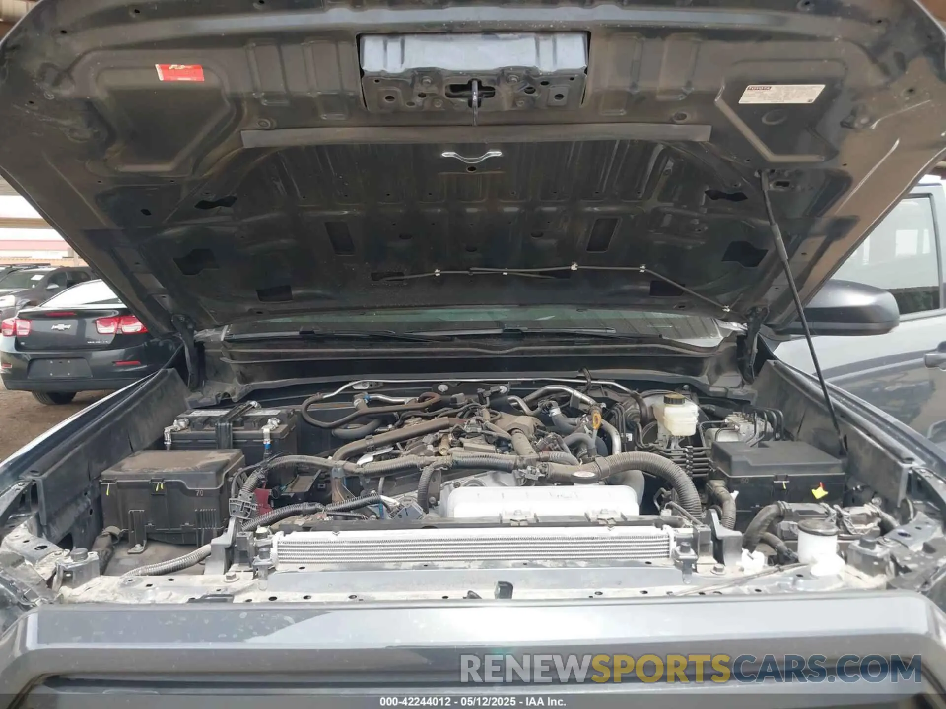 10 fotografías del automóvil dañado 3TYJDAHN8RT008148 TOYOTA TACOMA 2024