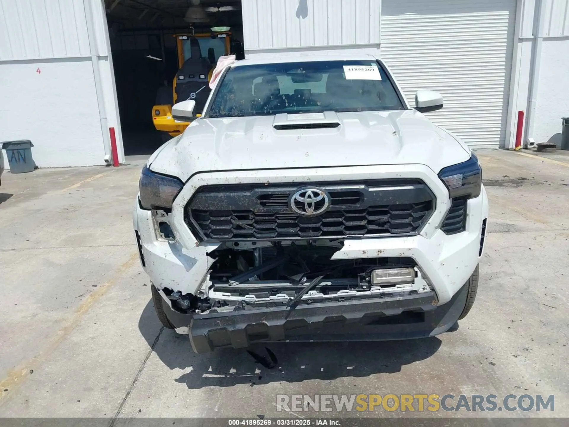 12 fotografías del automóvil dañado 3TYKB5FN0RT007502 TOYOTA TACOMA 2024