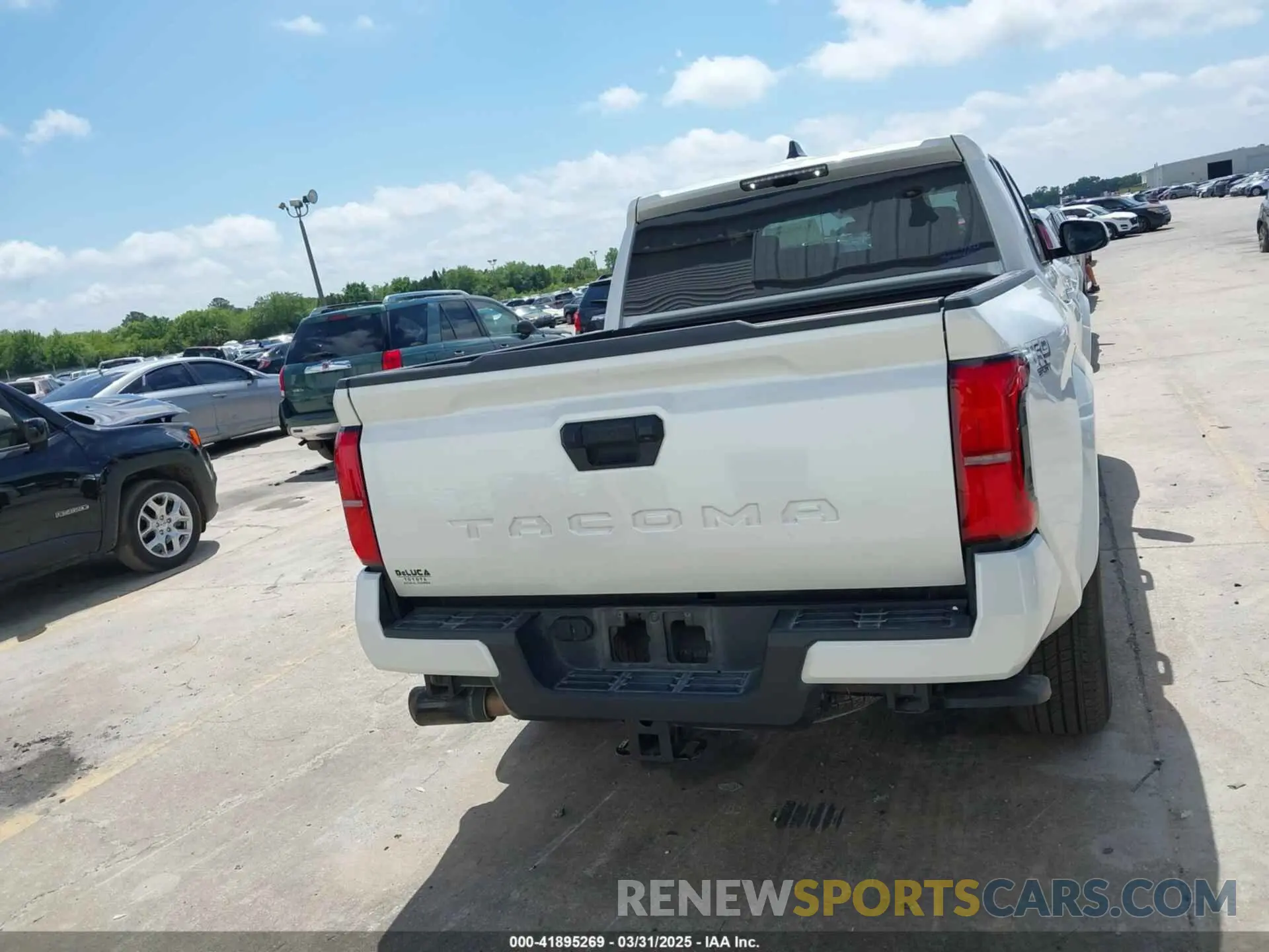 16 fotografías del automóvil dañado 3TYKB5FN0RT007502 TOYOTA TACOMA 2024