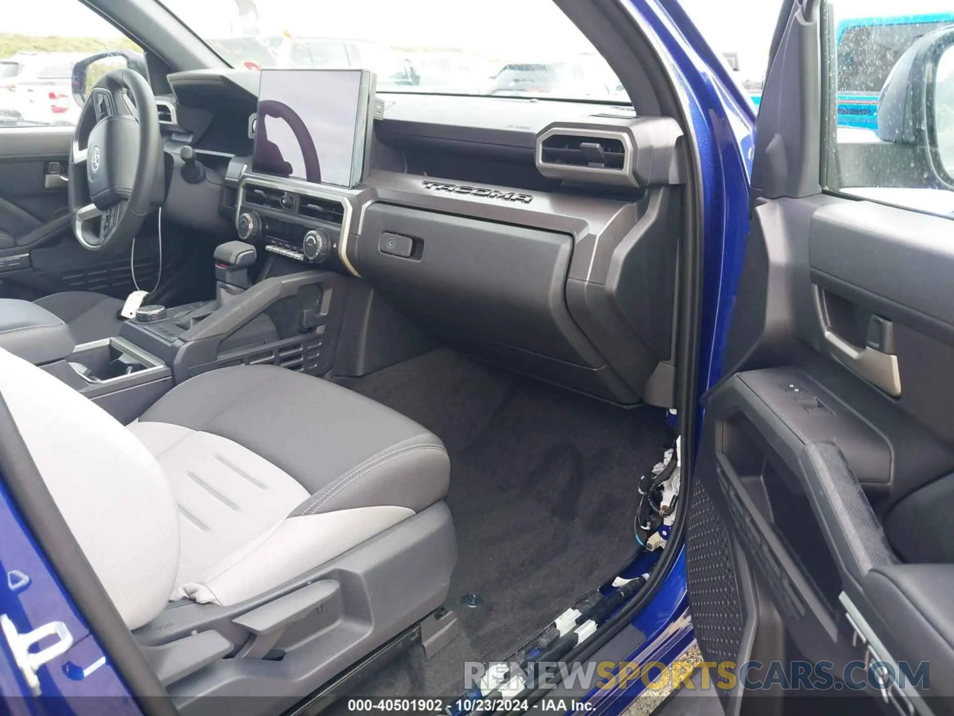 5 fotografías del automóvil dañado 3TYKB5FN0RT011128 TOYOTA TACOMA 2024
