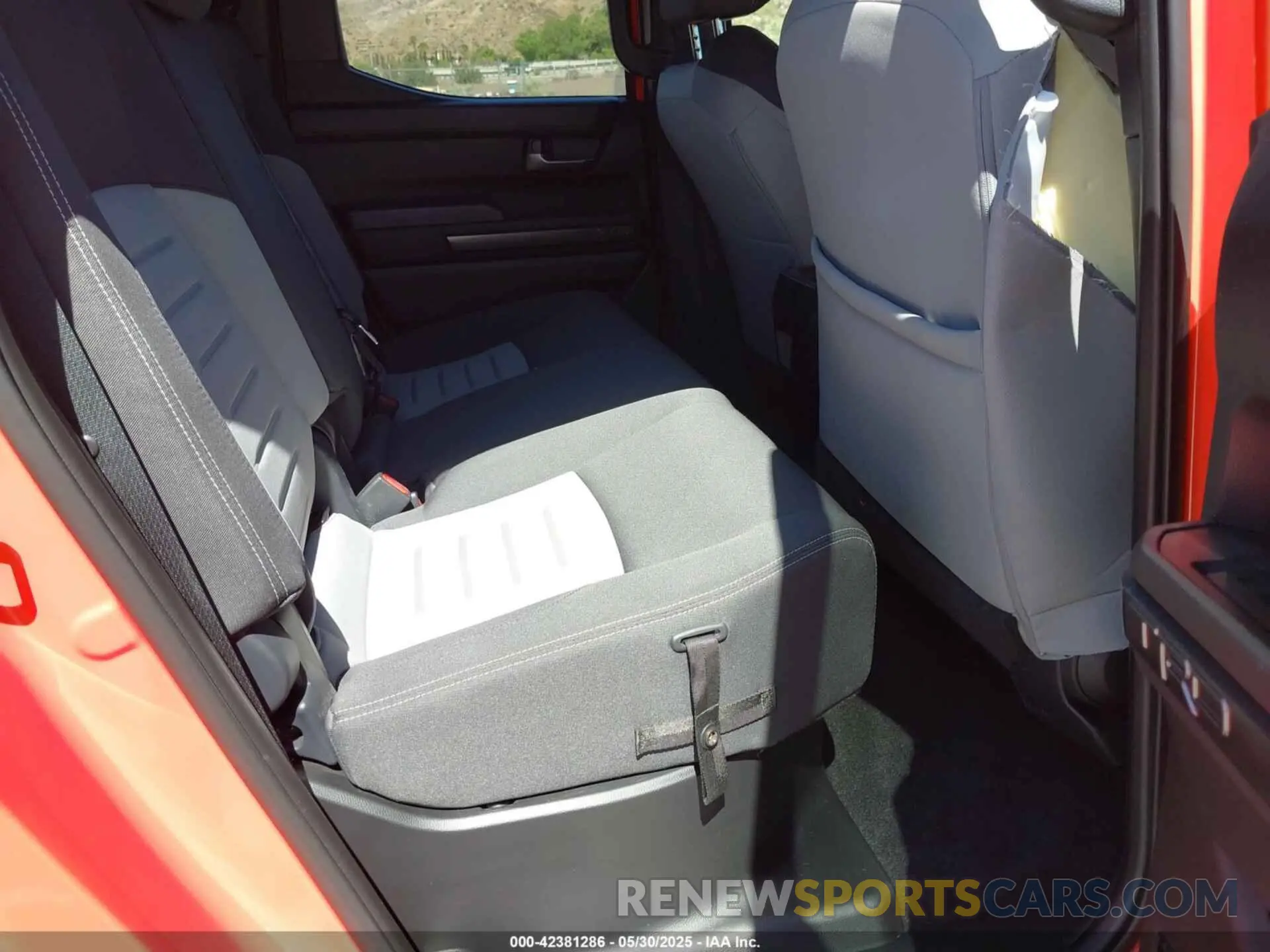 8 fotografías del automóvil dañado 3TYKB5FN0RT014918 TOYOTA TACOMA 2024