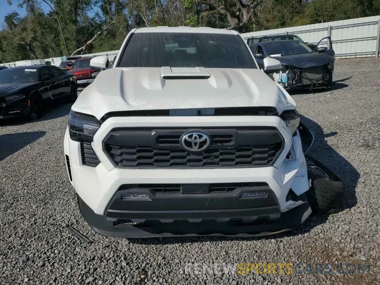 5 fotografías del automóvil dañado 3TYKB5FN1RT007265 TOYOTA TACOMA 2024