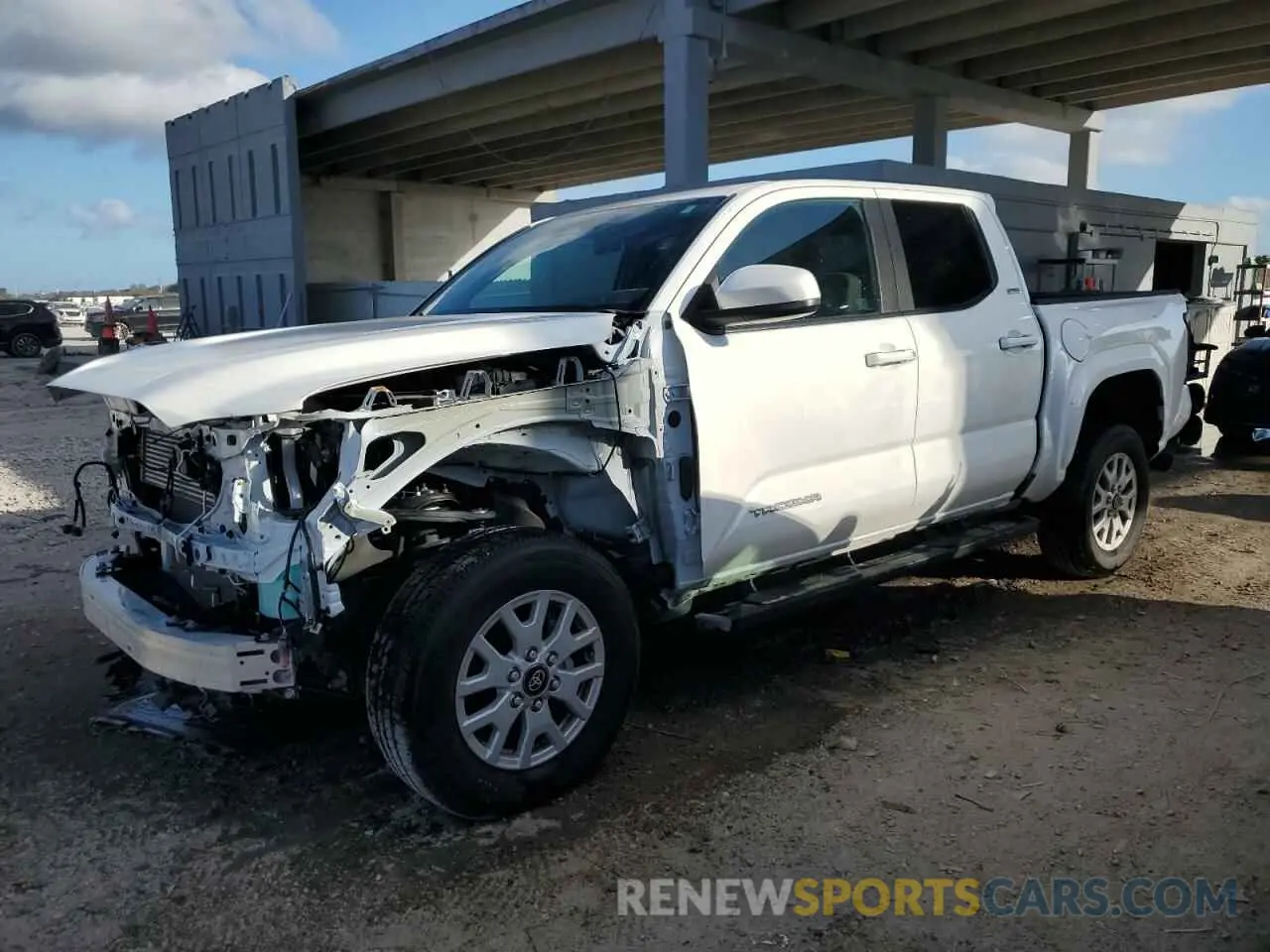 1 fotografías del automóvil dañado 3TYKB5FN2RT007713 TOYOTA TACOMA 2024