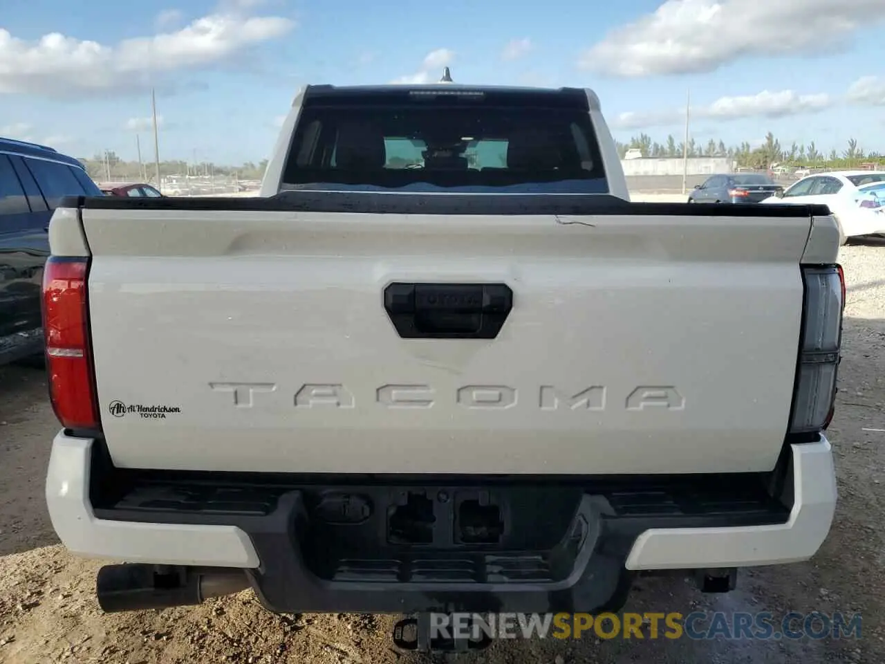 6 fotografías del automóvil dañado 3TYKB5FN2RT007713 TOYOTA TACOMA 2024