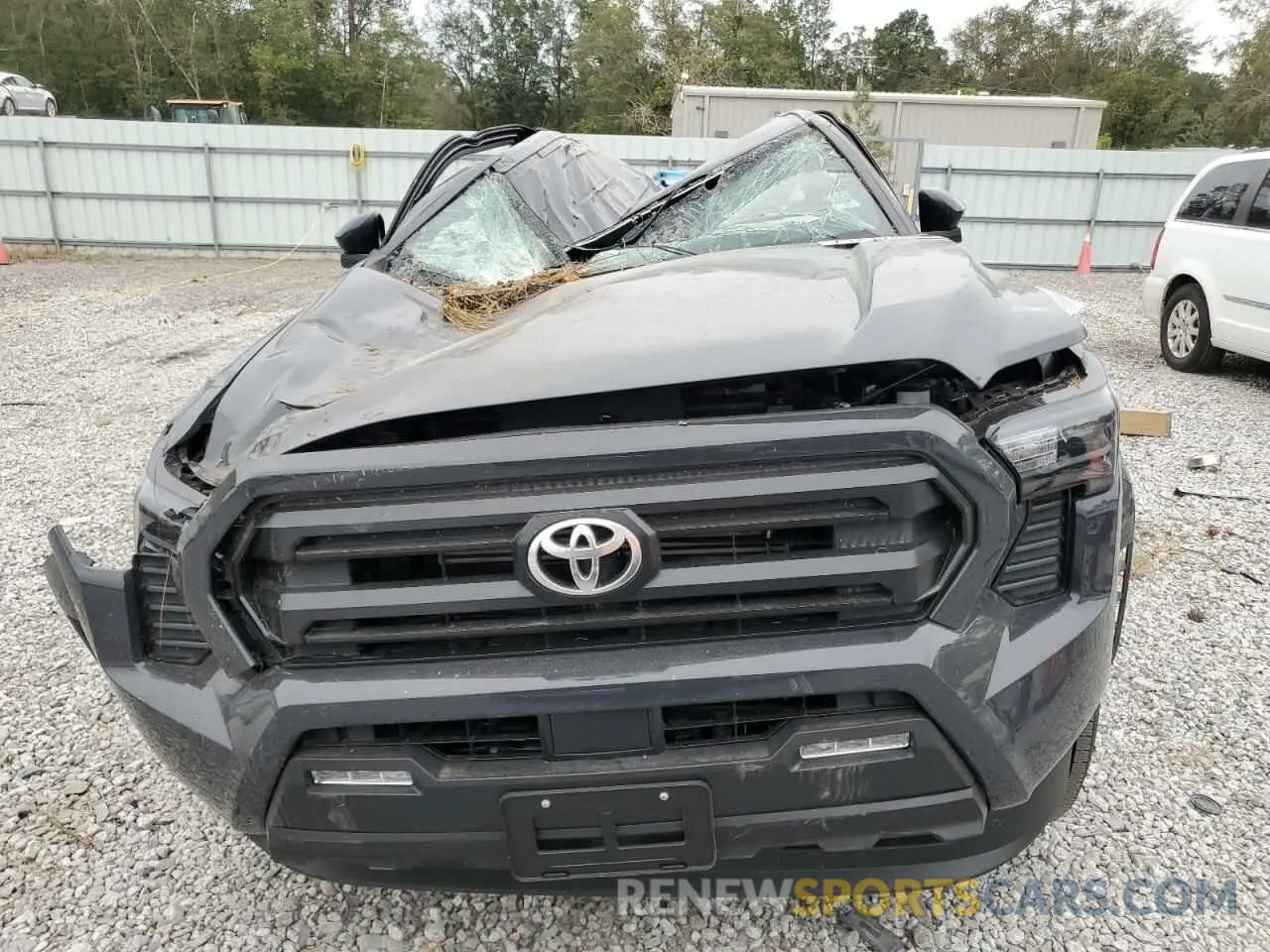 5 fotografías del automóvil dañado 3TYKB5FN3RT005663 TOYOTA TACOMA 2024