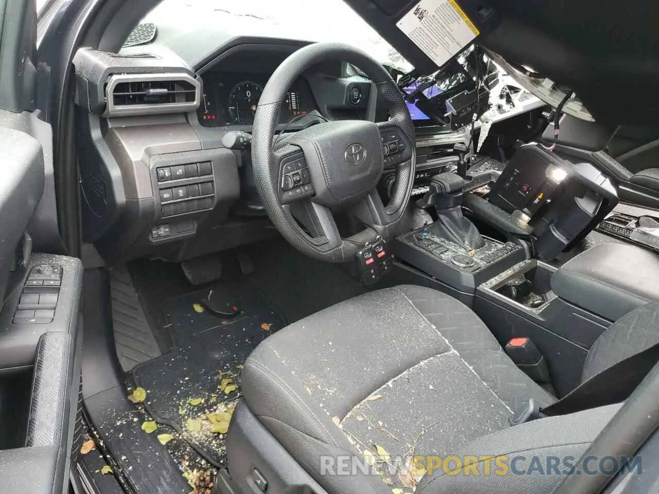 8 fotografías del automóvil dañado 3TYKB5FN3RT005663 TOYOTA TACOMA 2024