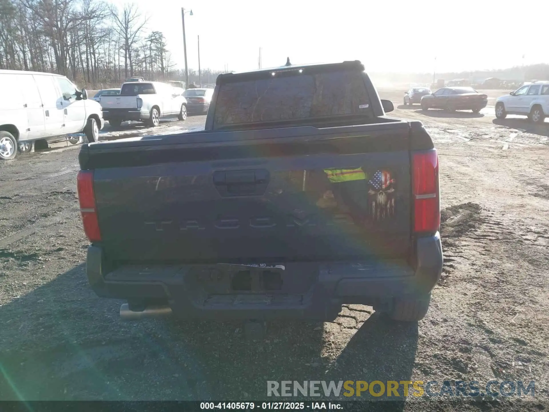 16 fotografías del automóvil dañado 3TYKB5FN4RT002352 TOYOTA TACOMA 2024