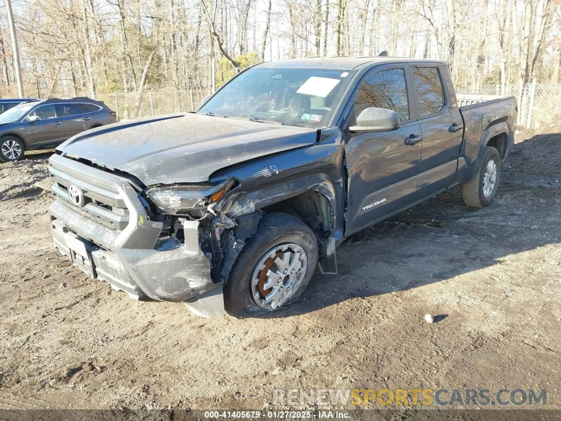 2 fotografías del automóvil dañado 3TYKB5FN4RT002352 TOYOTA TACOMA 2024