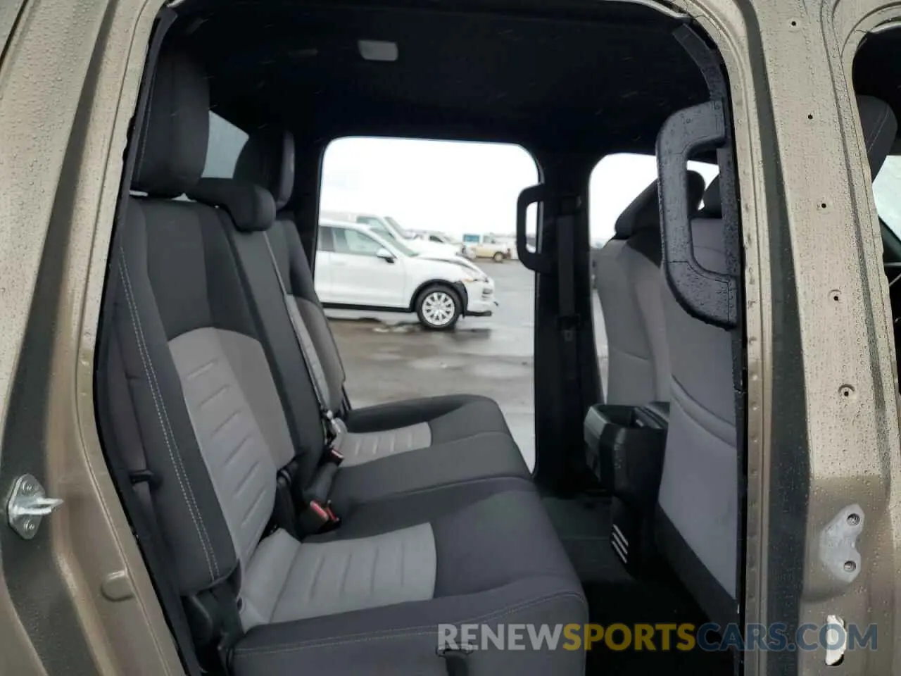 10 fotografías del automóvil dañado 3TYKB5FN5RT006006 TOYOTA TACOMA 2024