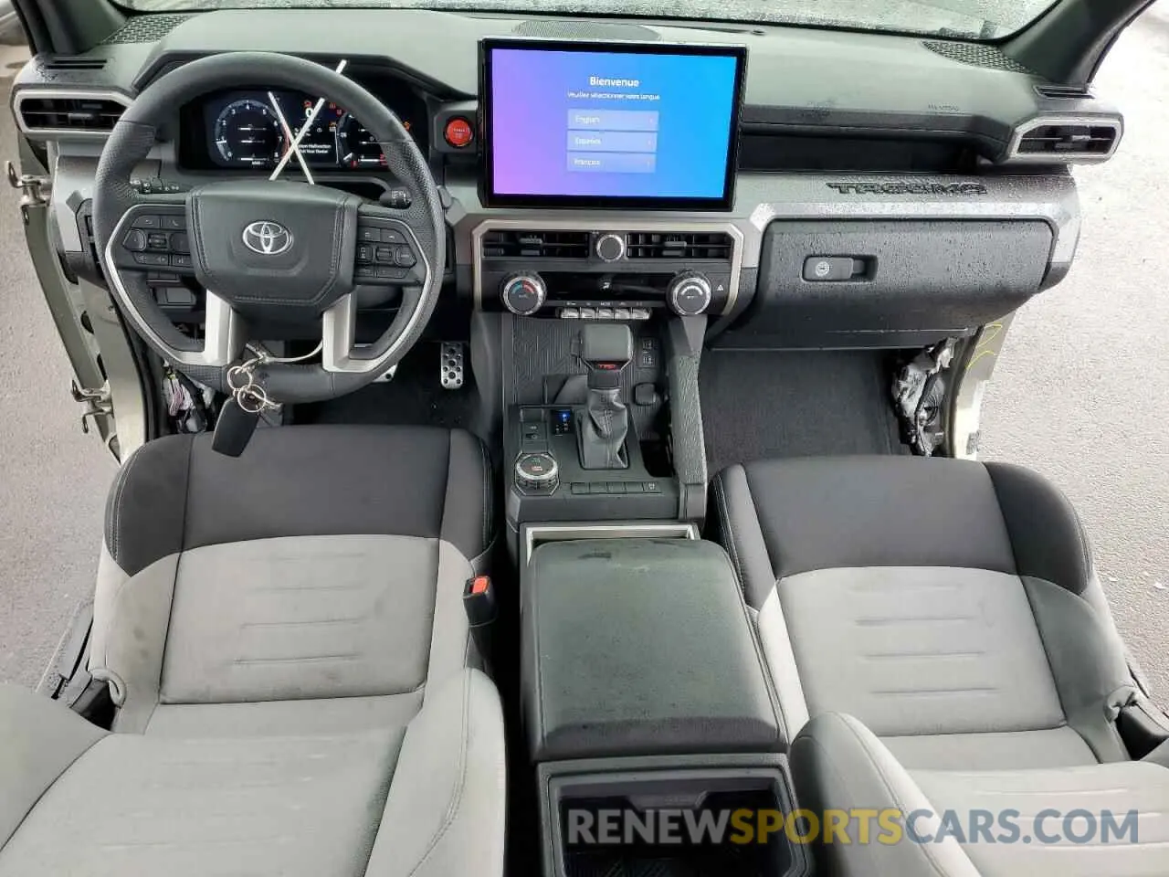 8 fotografías del automóvil dañado 3TYKB5FN5RT006006 TOYOTA TACOMA 2024