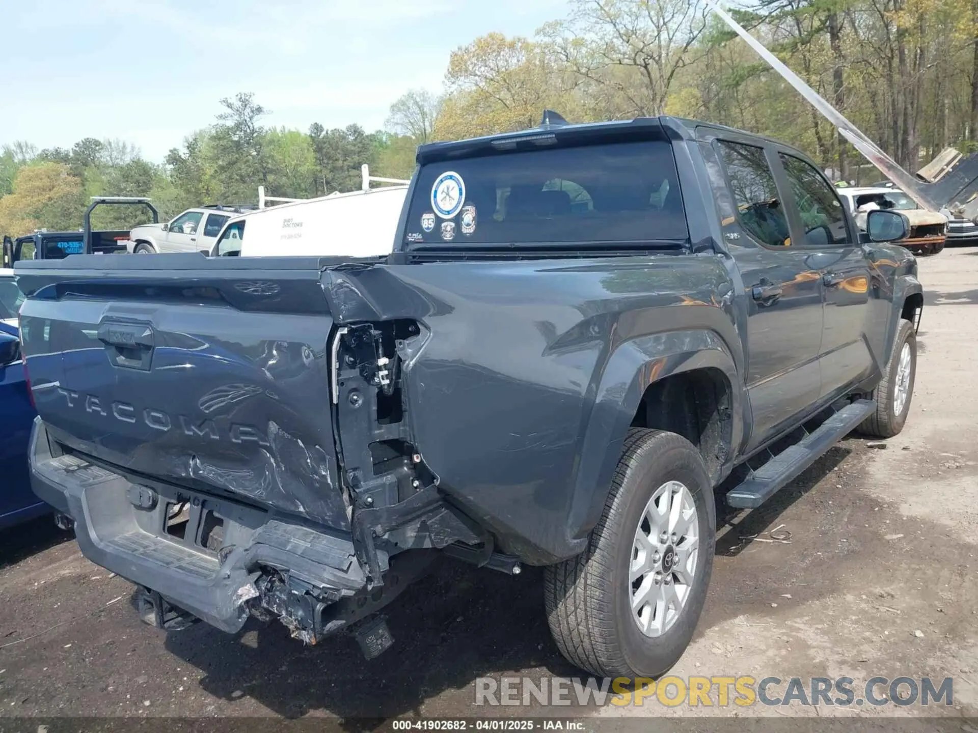 6 fotografías del automóvil dañado 3TYKB5FN6RT005267 TOYOTA TACOMA 2024