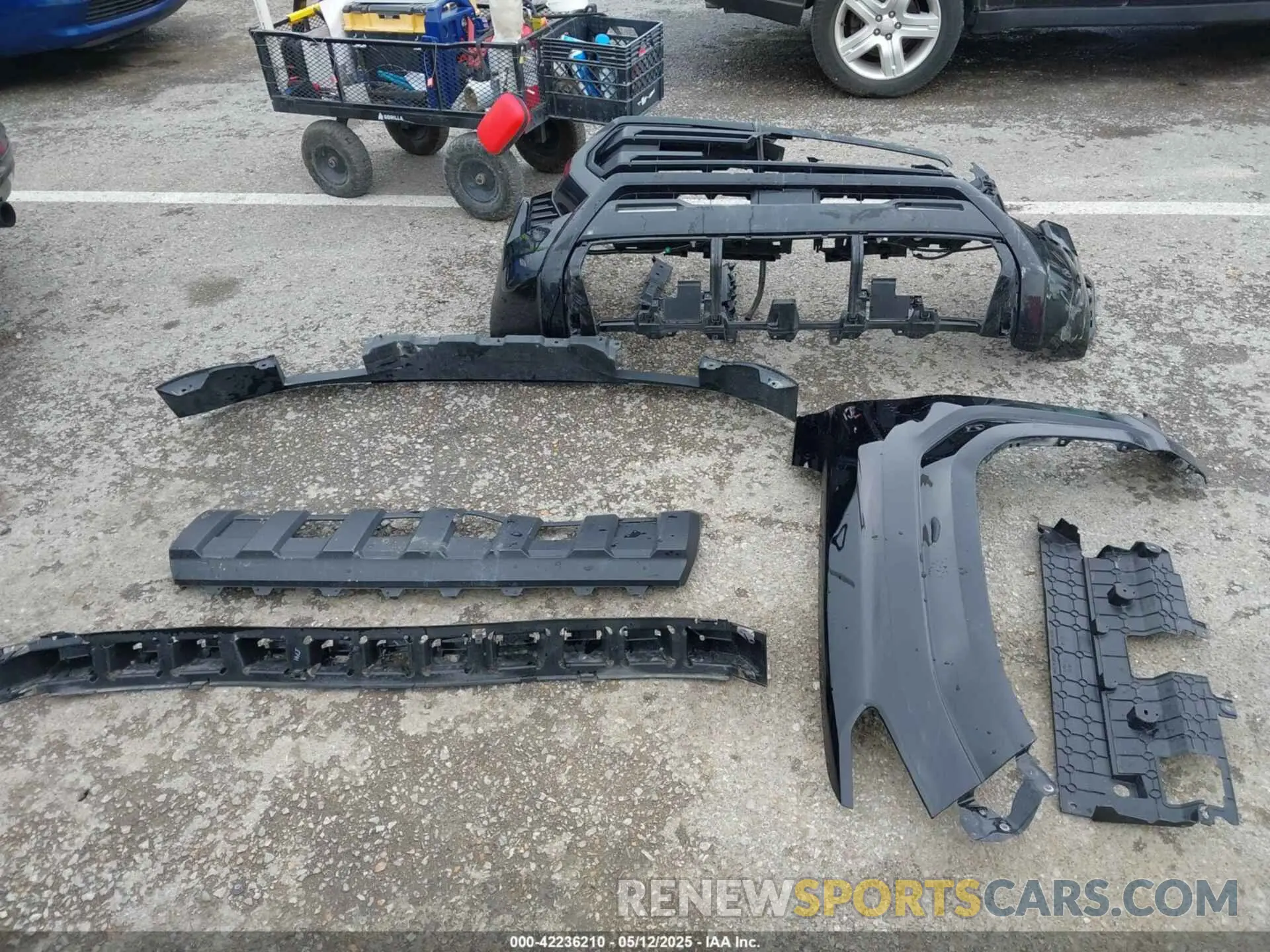 12 fotografías del automóvil dañado 3TYKB5FNXRT003845 TOYOTA TACOMA 2024