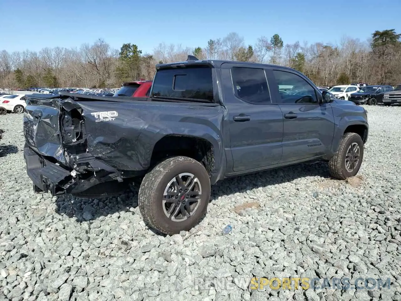 3 fotografías del automóvil dañado 3TYKB5FNXRT007619 TOYOTA TACOMA 2024