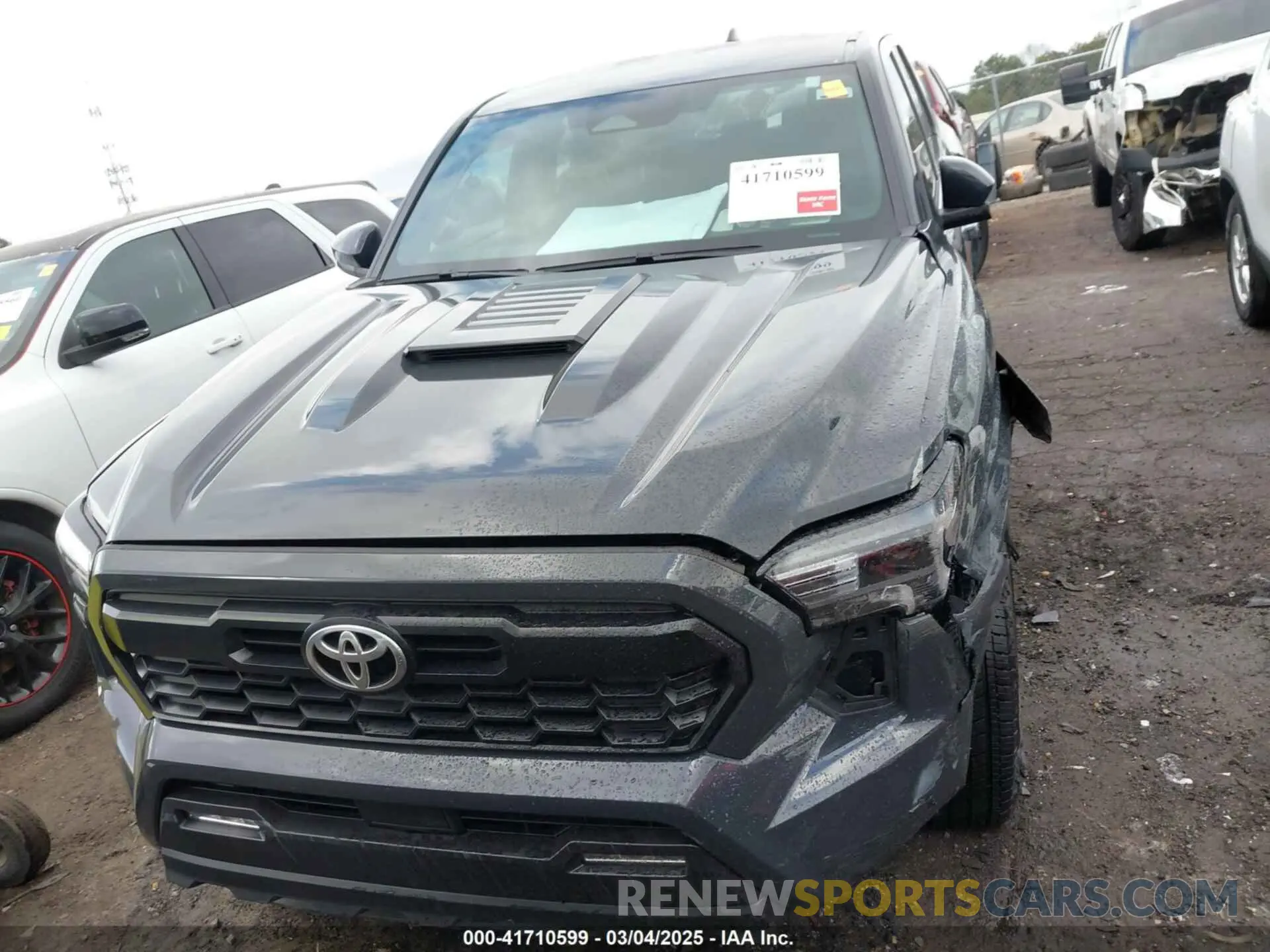 12 fotografías del automóvil dañado 3TYKB5FNXRT009841 TOYOTA TACOMA 2024