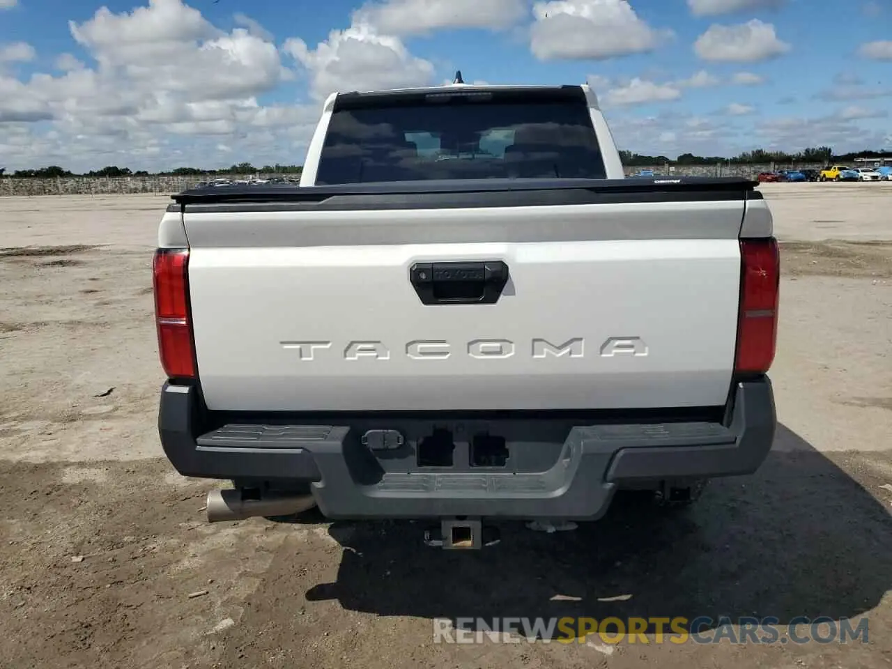 6 fotografías del automóvil dañado 3TYKD5HN0RT012500 TOYOTA TACOMA 2024